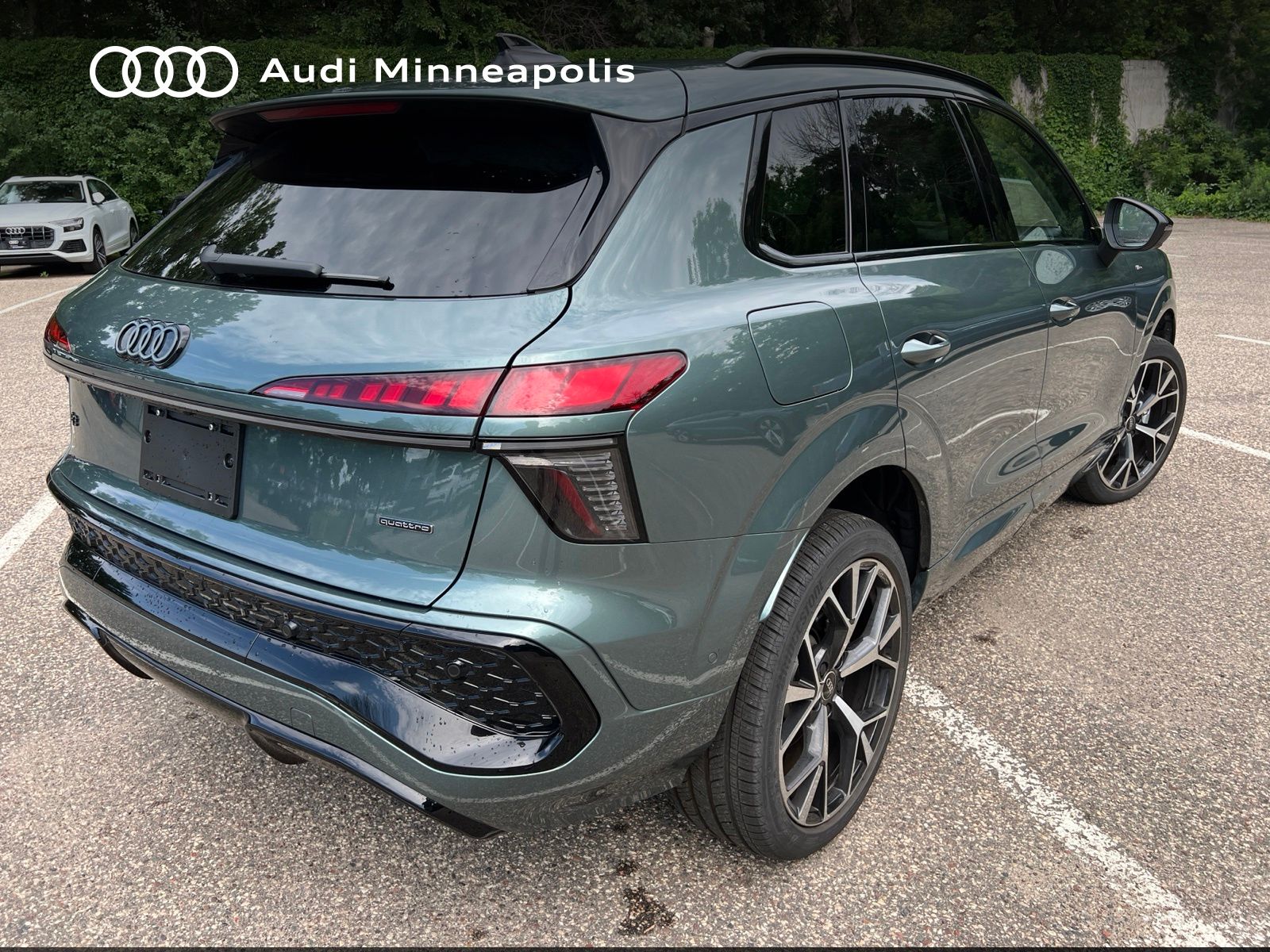 Thumbnail: 2026 Audi Q3 - 9