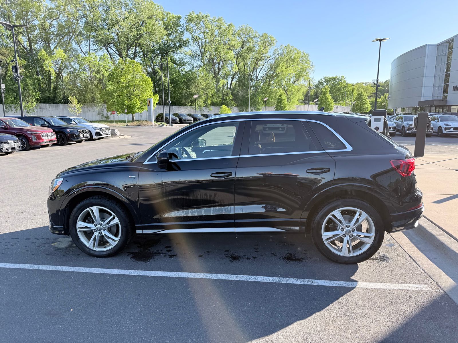 Thumbnail: 2020 Audi Q3 - 8