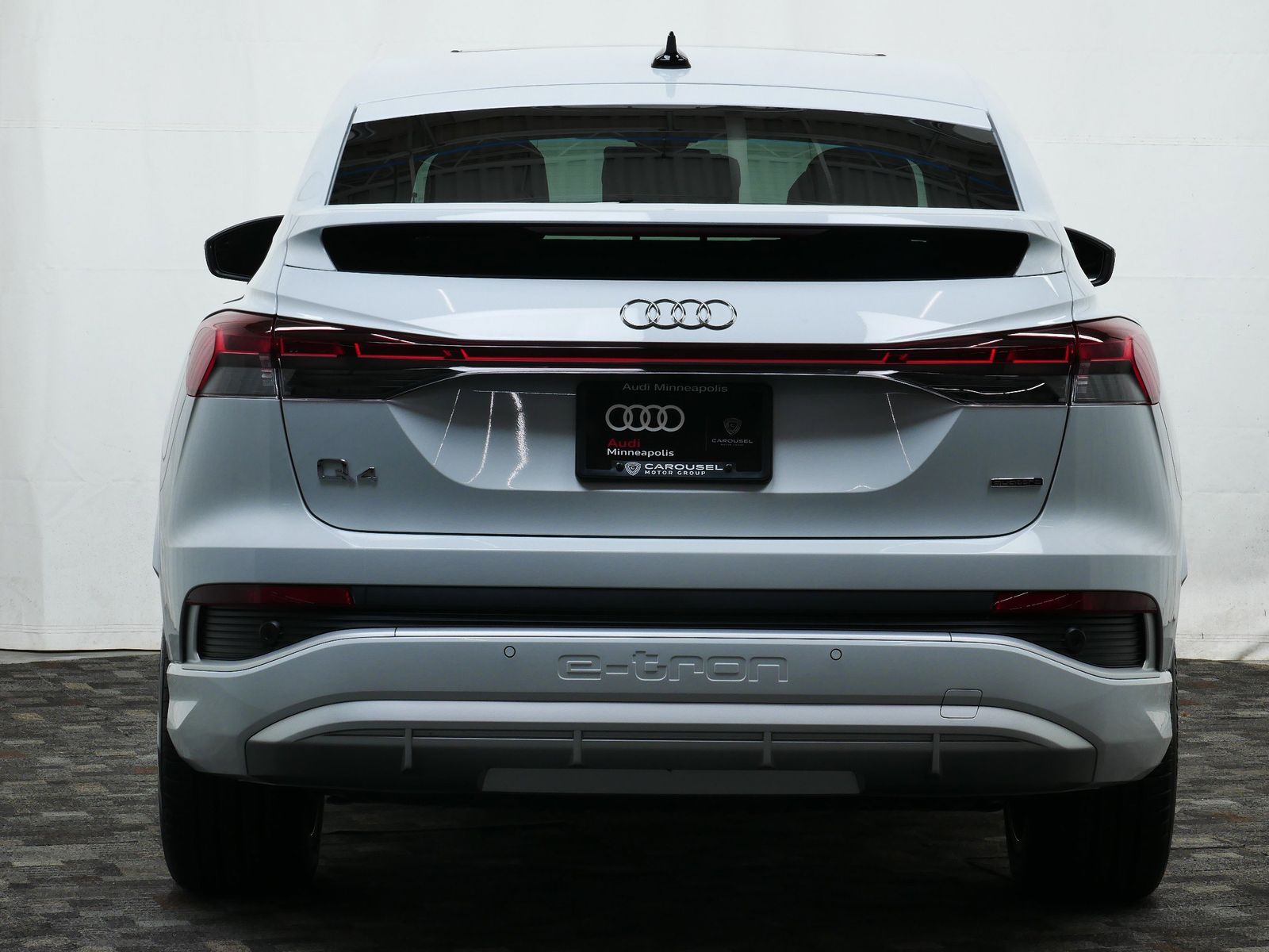 Thumbnail: 2025 Audi Q4 e-tron - 5