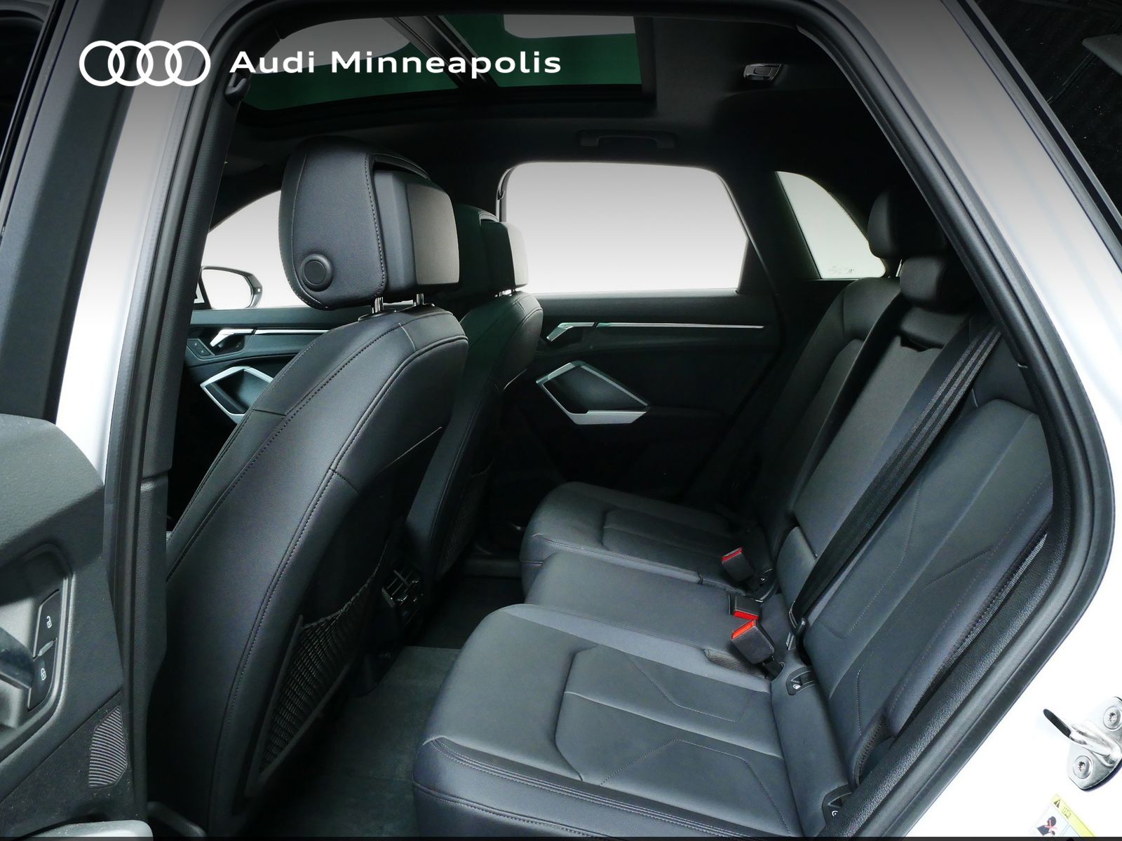 Thumbnail: 2025 Audi Q3 - 13