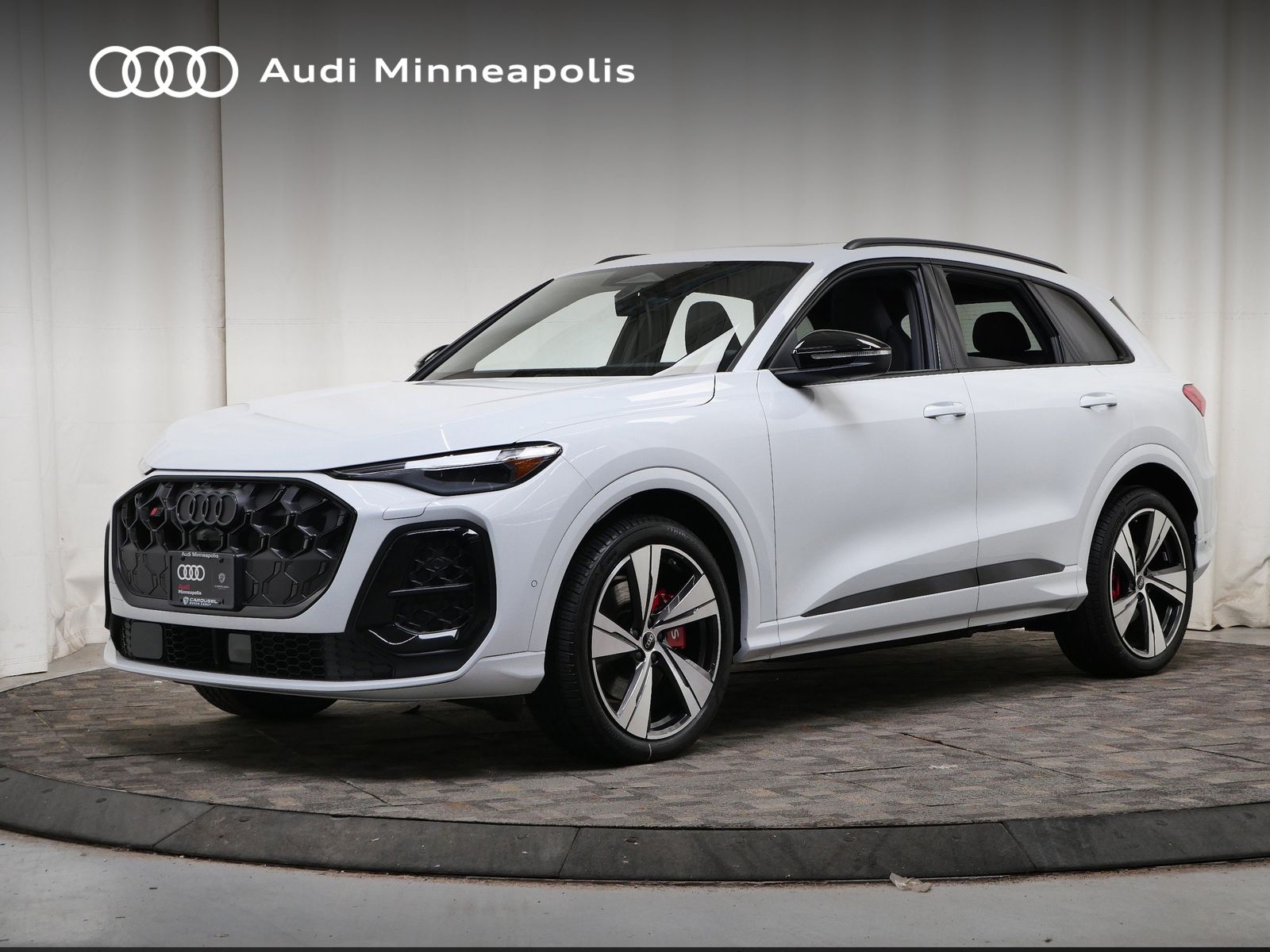 Thumbnail: 2026 Audi SQ5 - 1