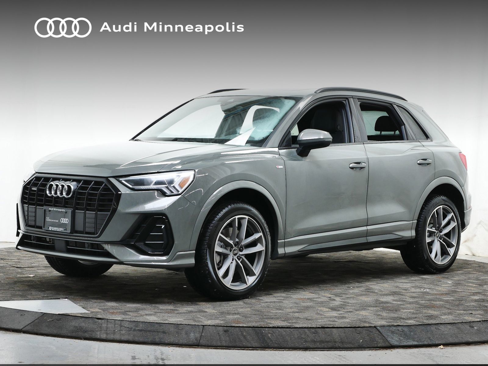 Thumbnail: 2025 Audi Q3 - 1