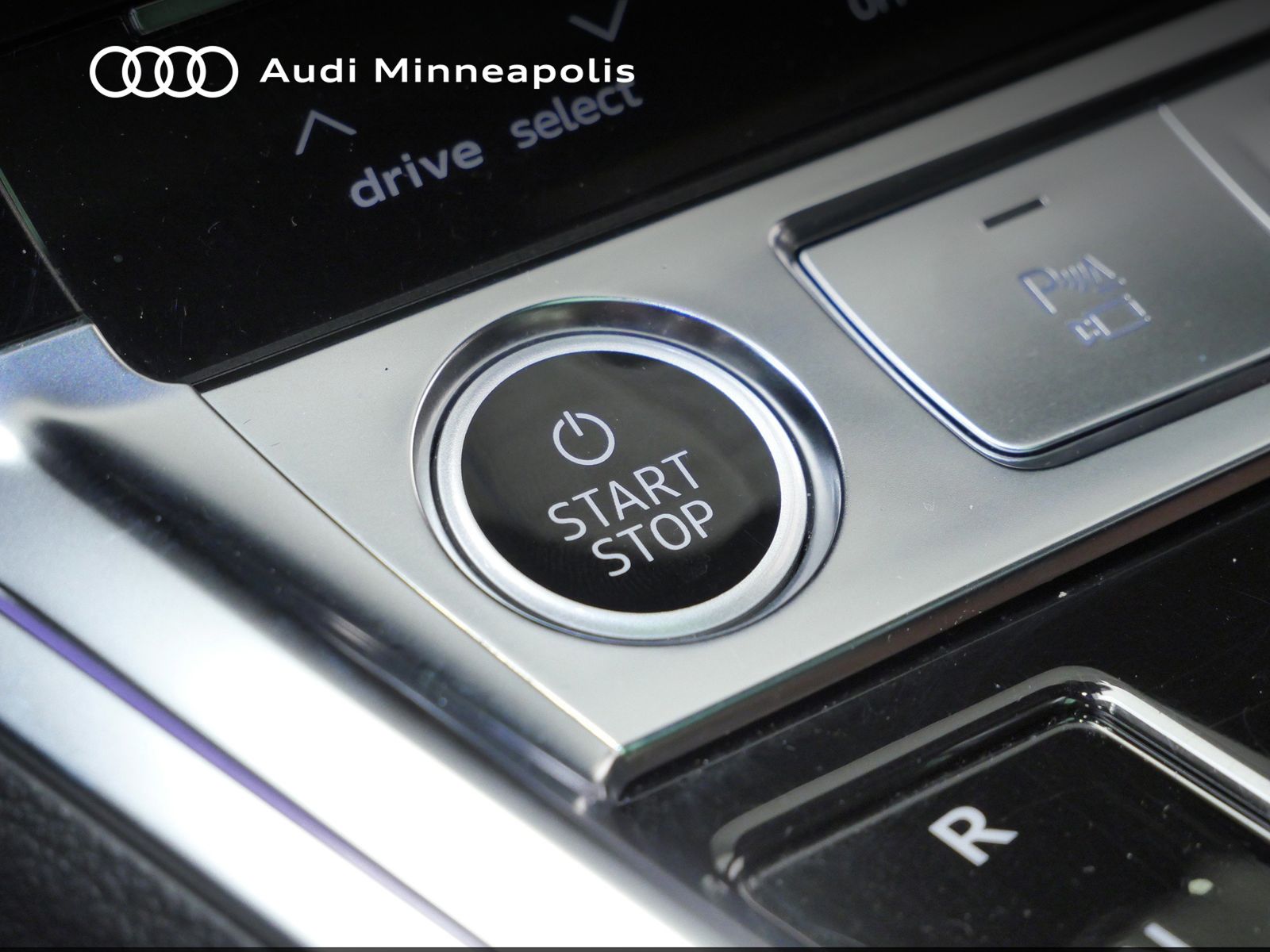 Thumbnail: 2024 Audi Q8 e-tron - 29