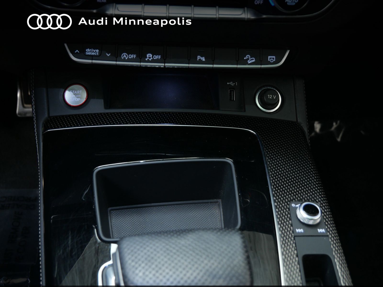 Thumbnail: 2021 Audi SQ5 - 23