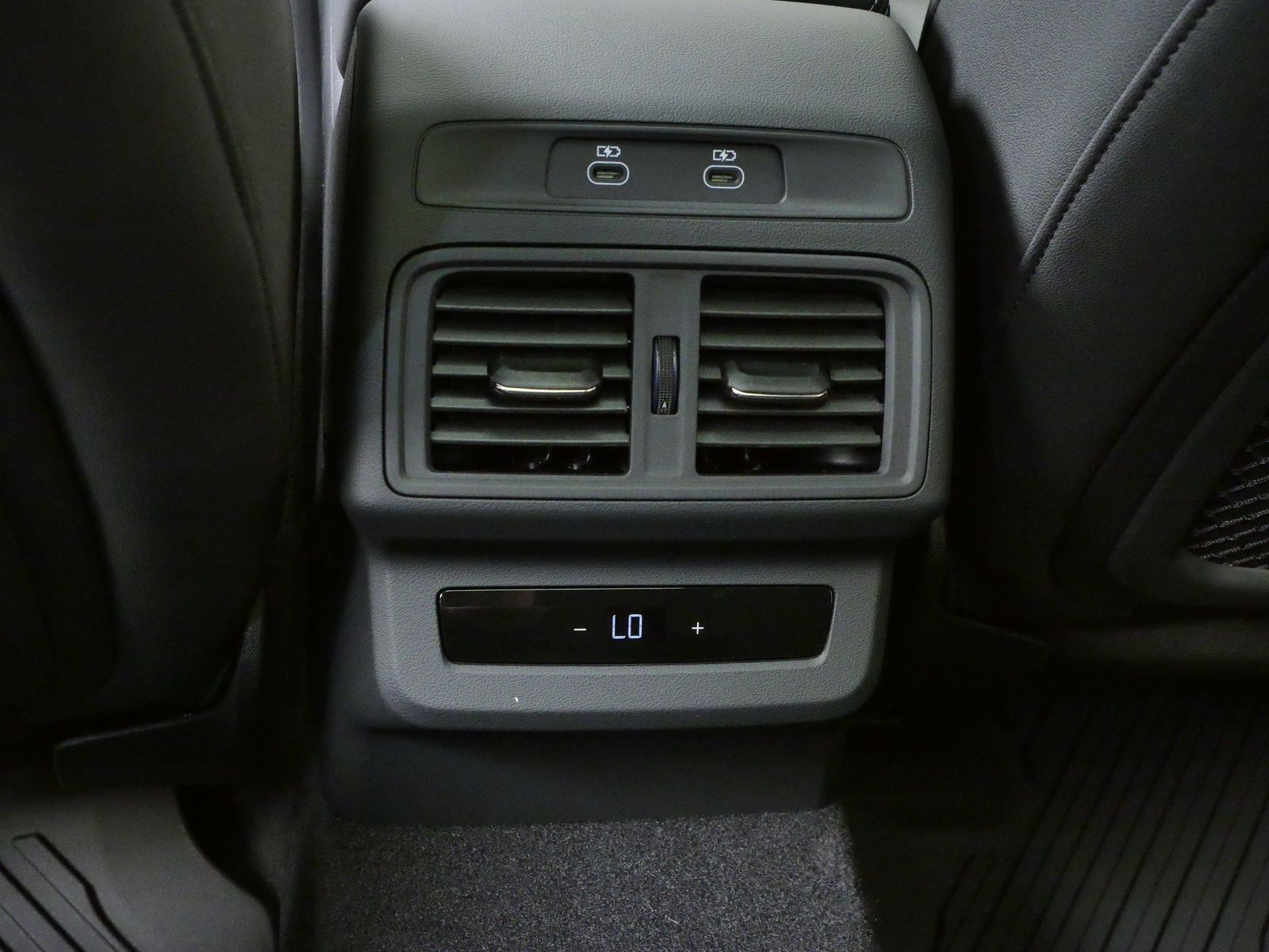 Thumbnail: 2026 Audi Q5 - 14