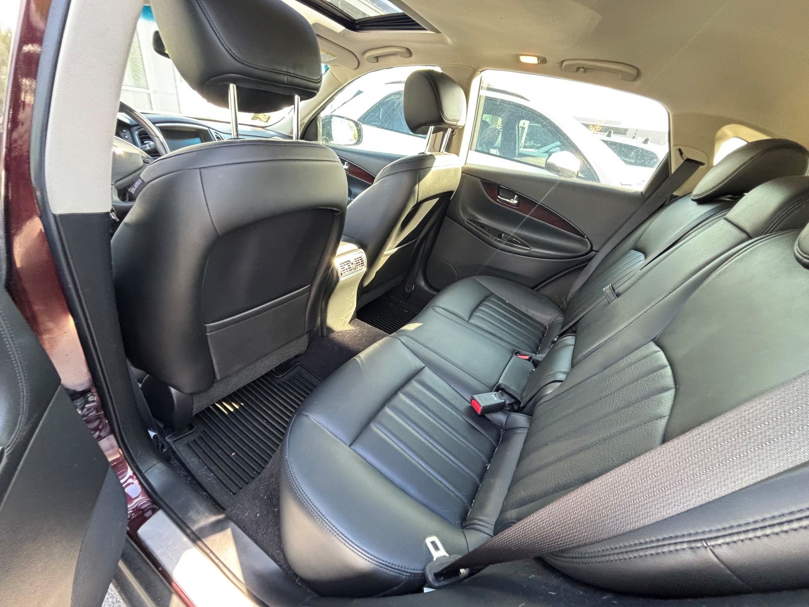 Thumbnail: 2016 INFINITI QX50 - 7