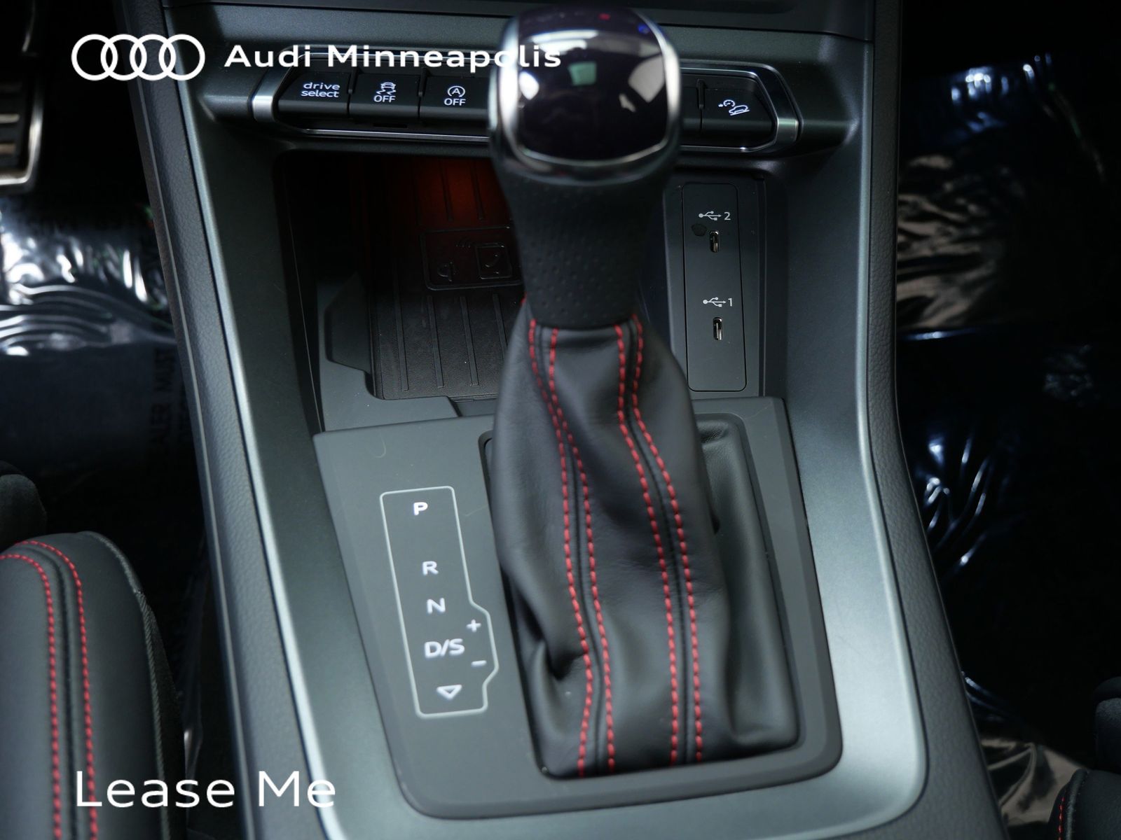 Thumbnail: 2025 Audi Q3 - 23