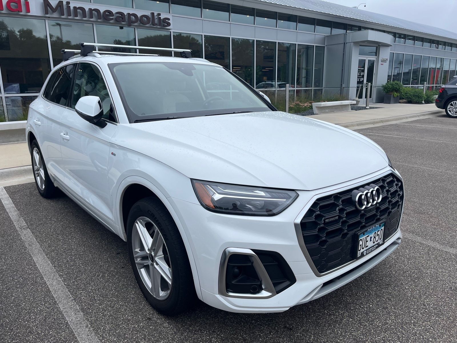 Used 2021 Audi Q5 Premium Plus with VIN WA1E2AFY6M2136494 for sale in Minneapolis, MN