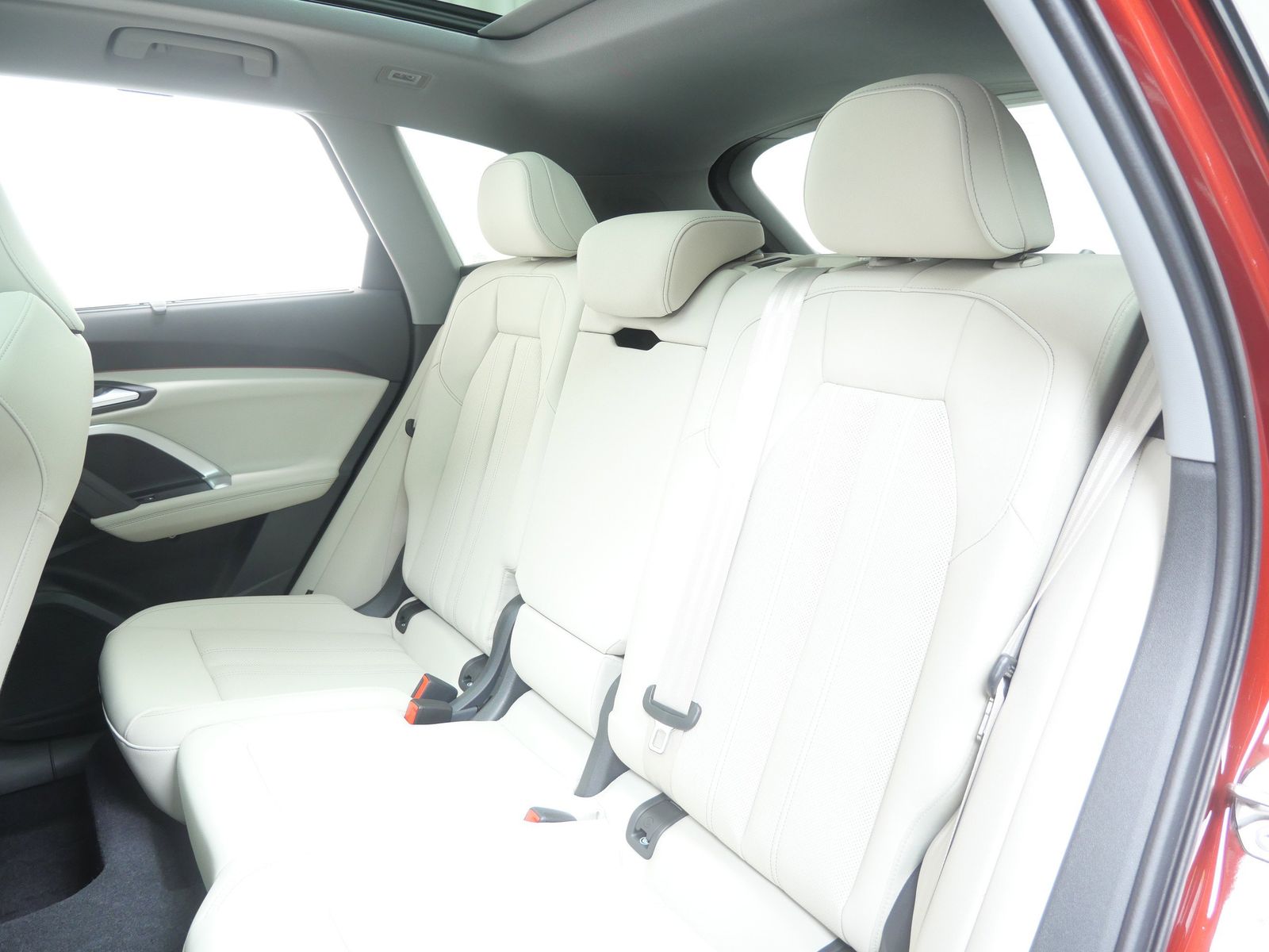 Thumbnail: 2026 Audi Q5 - 13