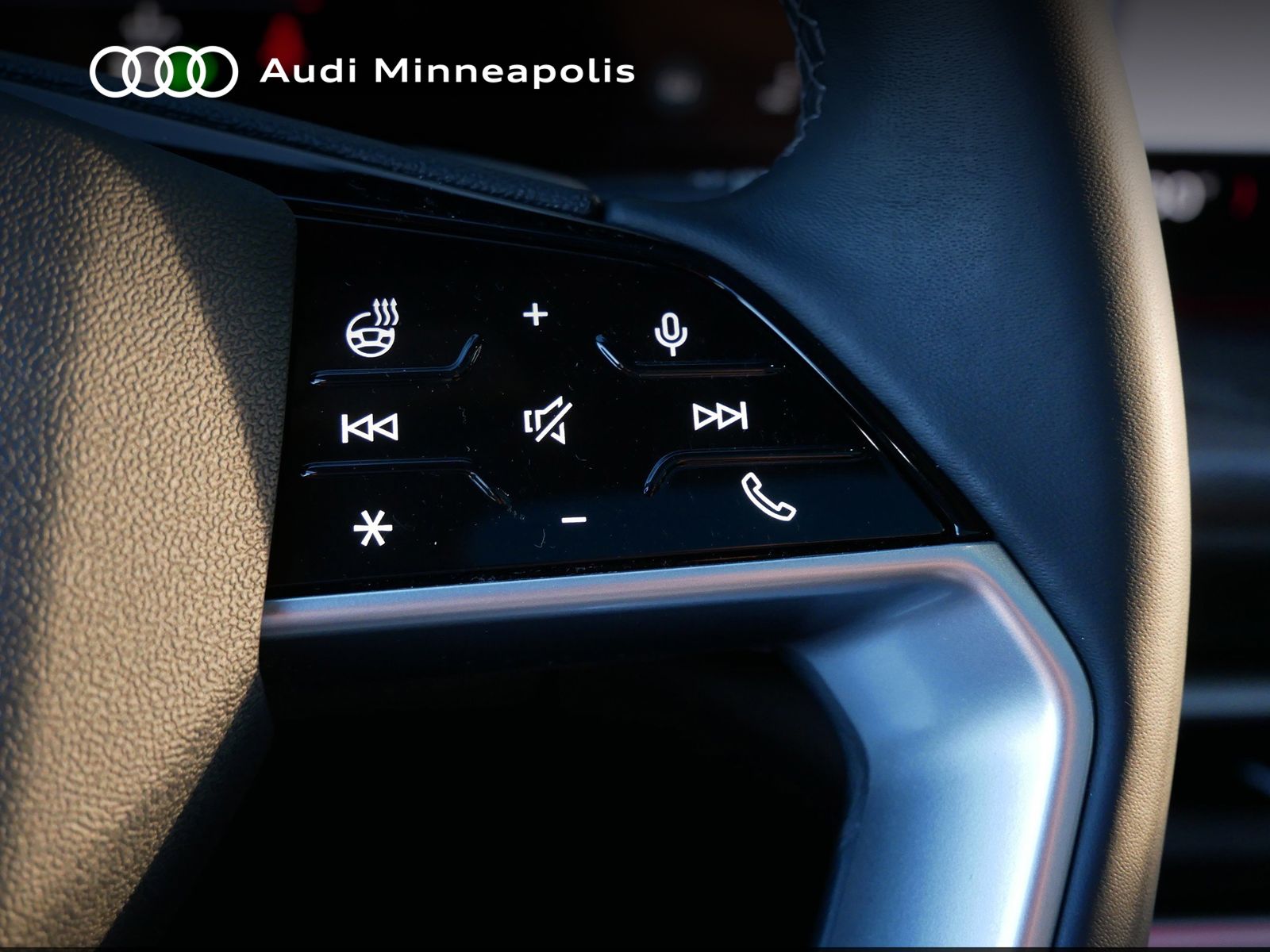 Thumbnail: 2025 Audi Q5 - 25