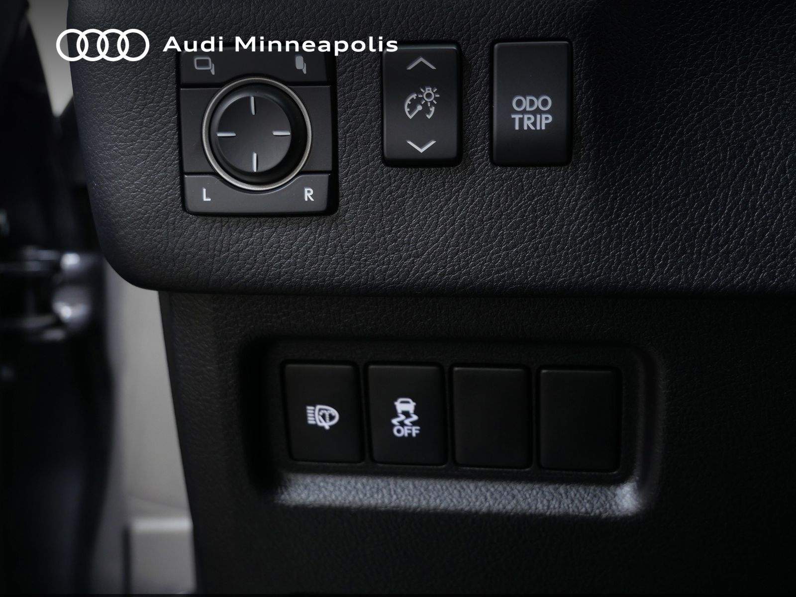 Thumbnail: 2015 Lexus GX - 19