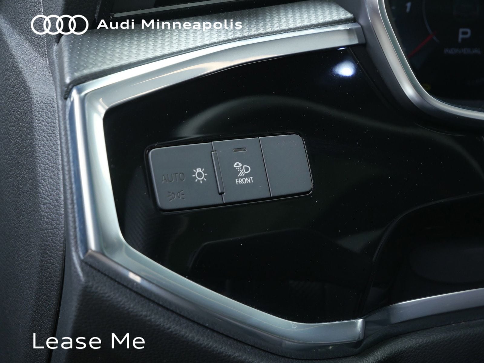 Thumbnail: 2025 Audi Q3 - 19