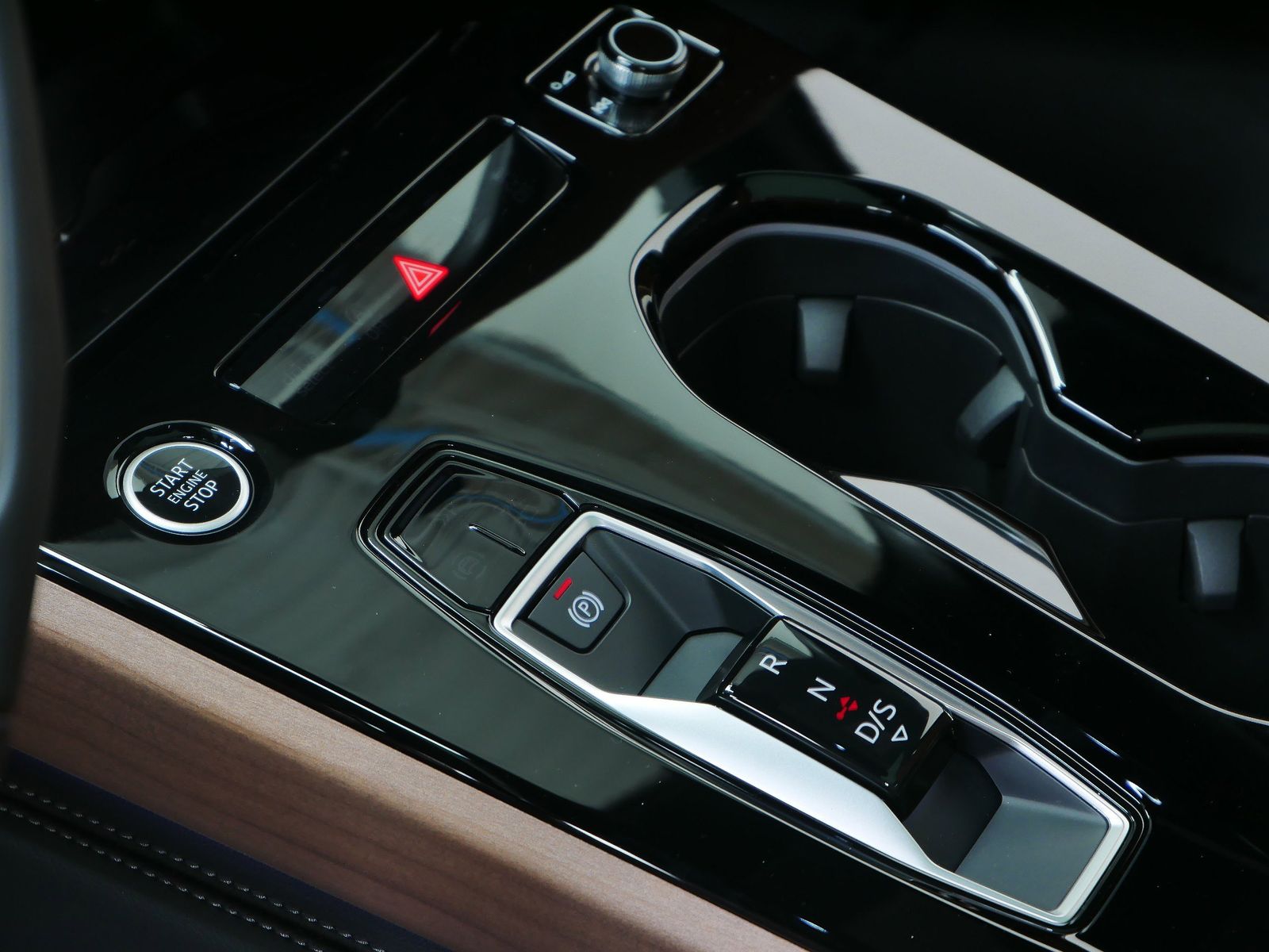 Thumbnail: 2025 Audi A5 - 15