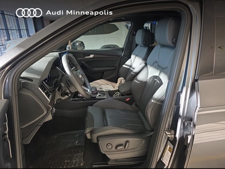 Thumbnail: 2025 Audi Q5 - 2