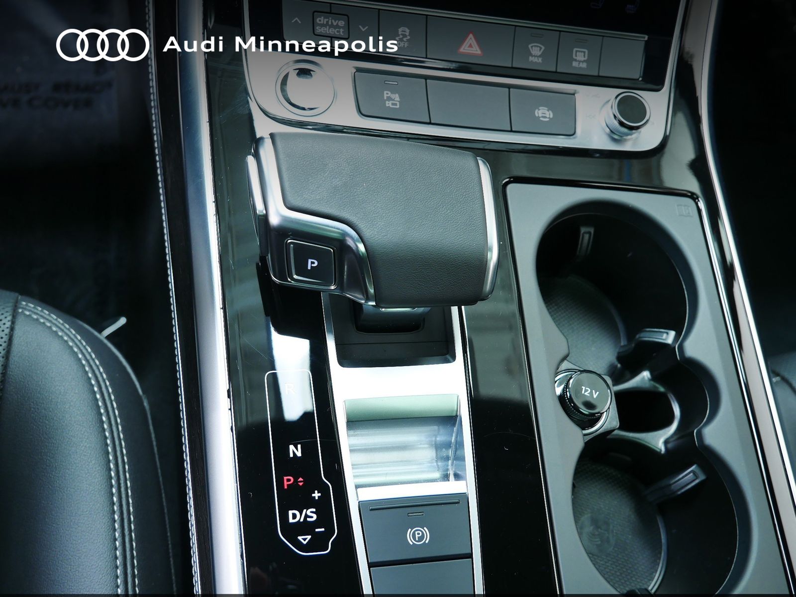 Thumbnail: 2025 Audi Q7 - 28