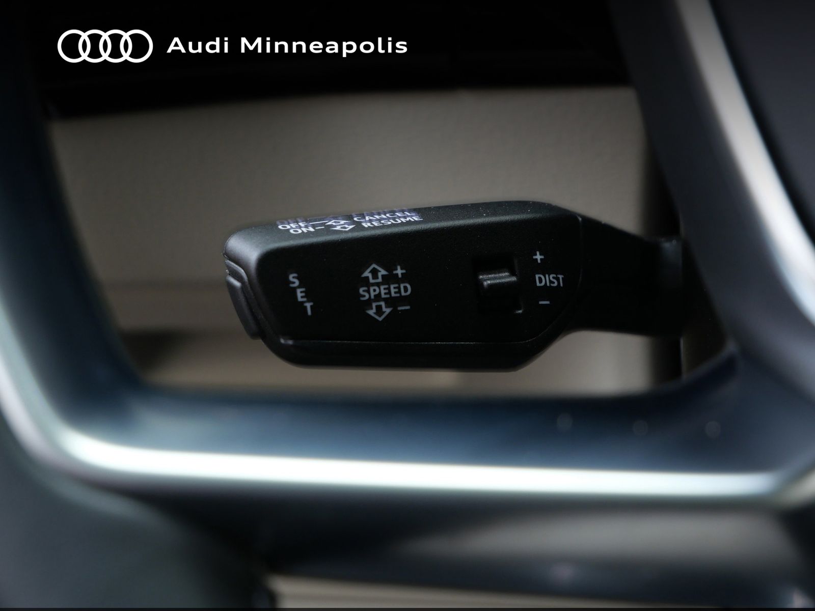 Thumbnail: 2024 Audi Q8 e-tron - 20