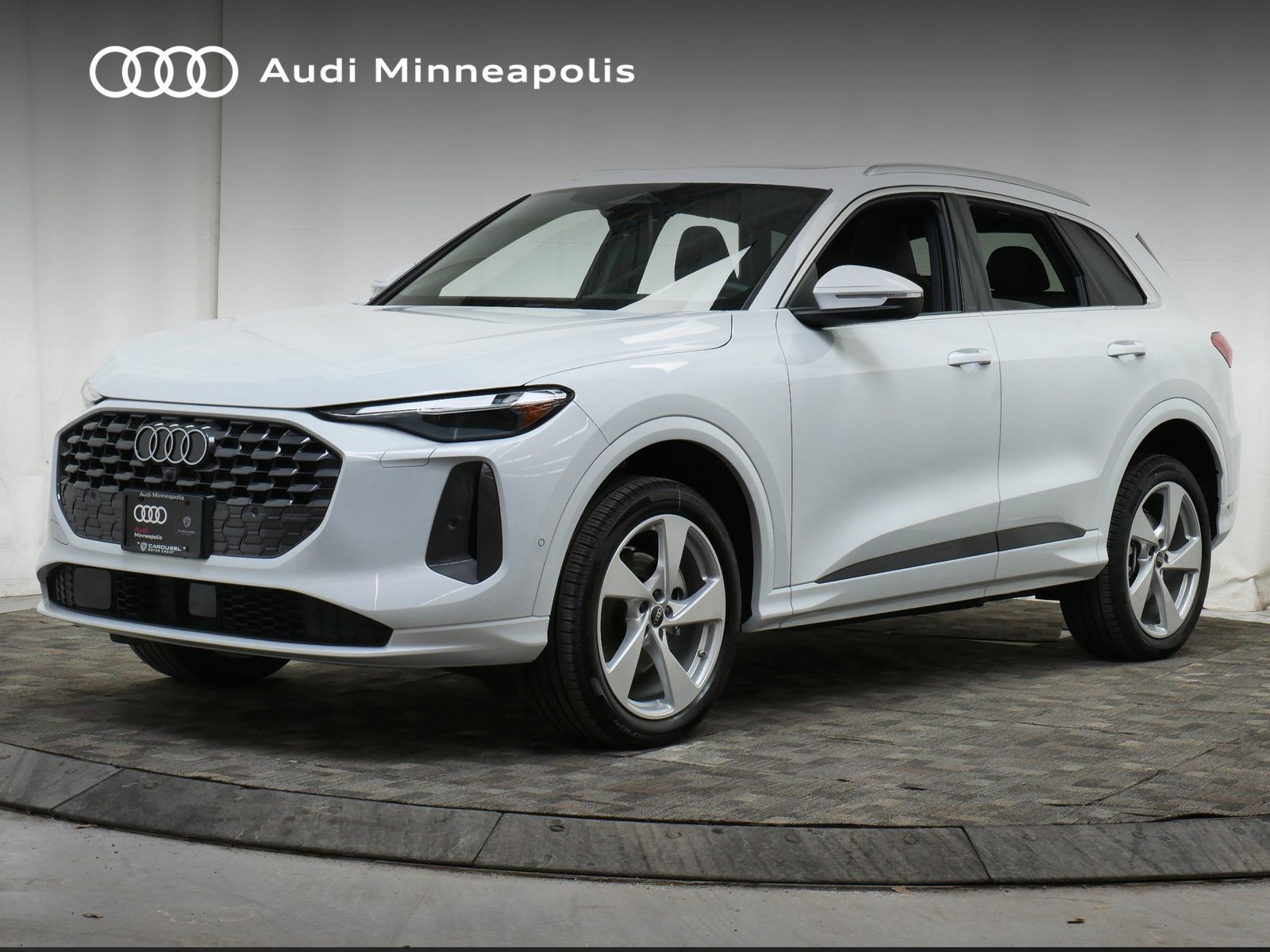 Thumbnail: 2025 Audi Q5 - 1