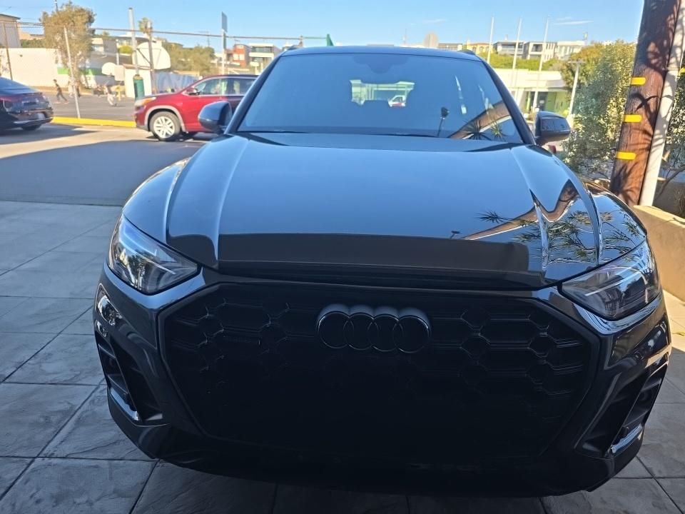 Thumbnail: 2023 Audi Q5 - 8