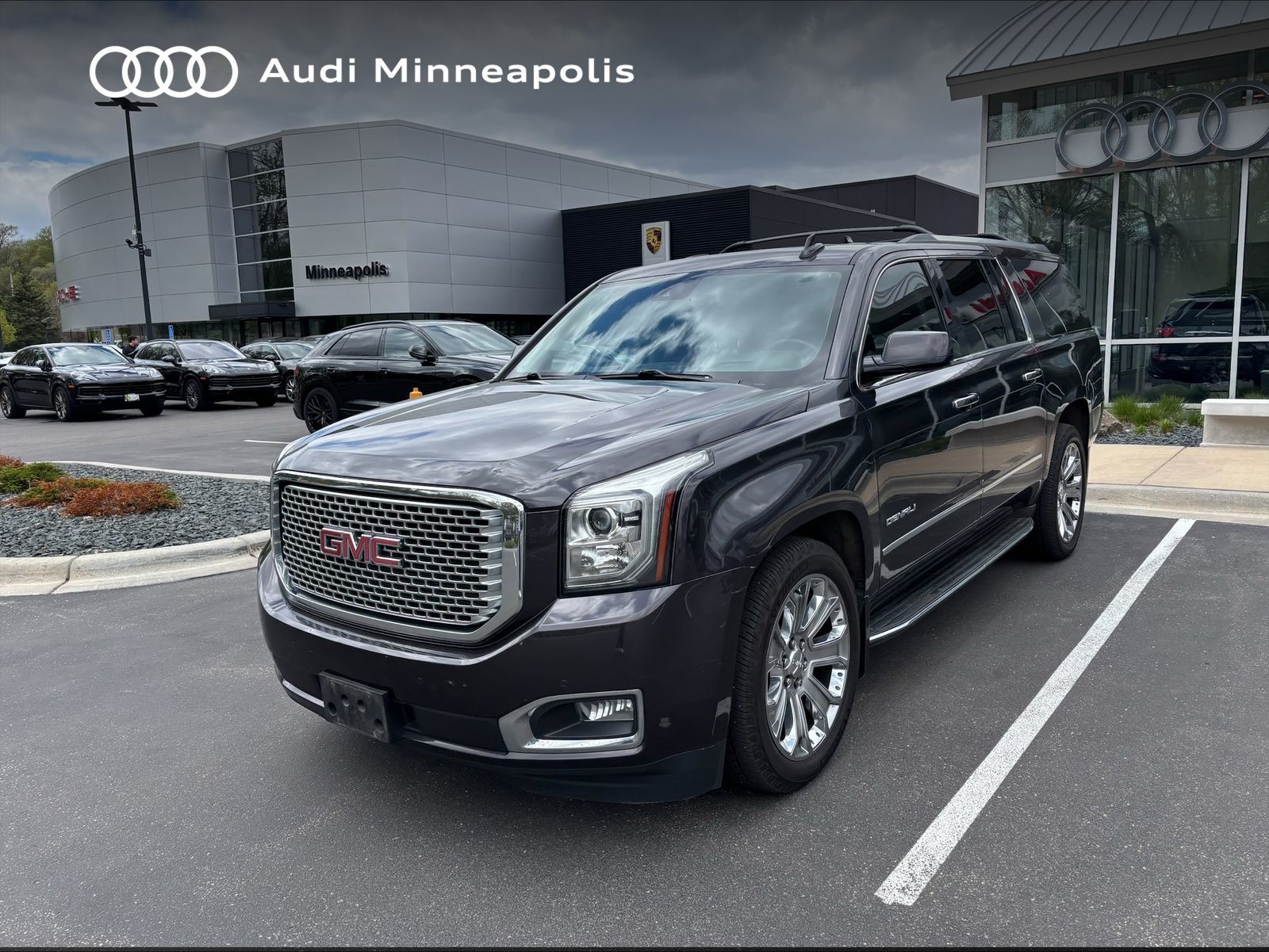 2016 GMC Yukon XL Denali -
                  Golden Valley, MN