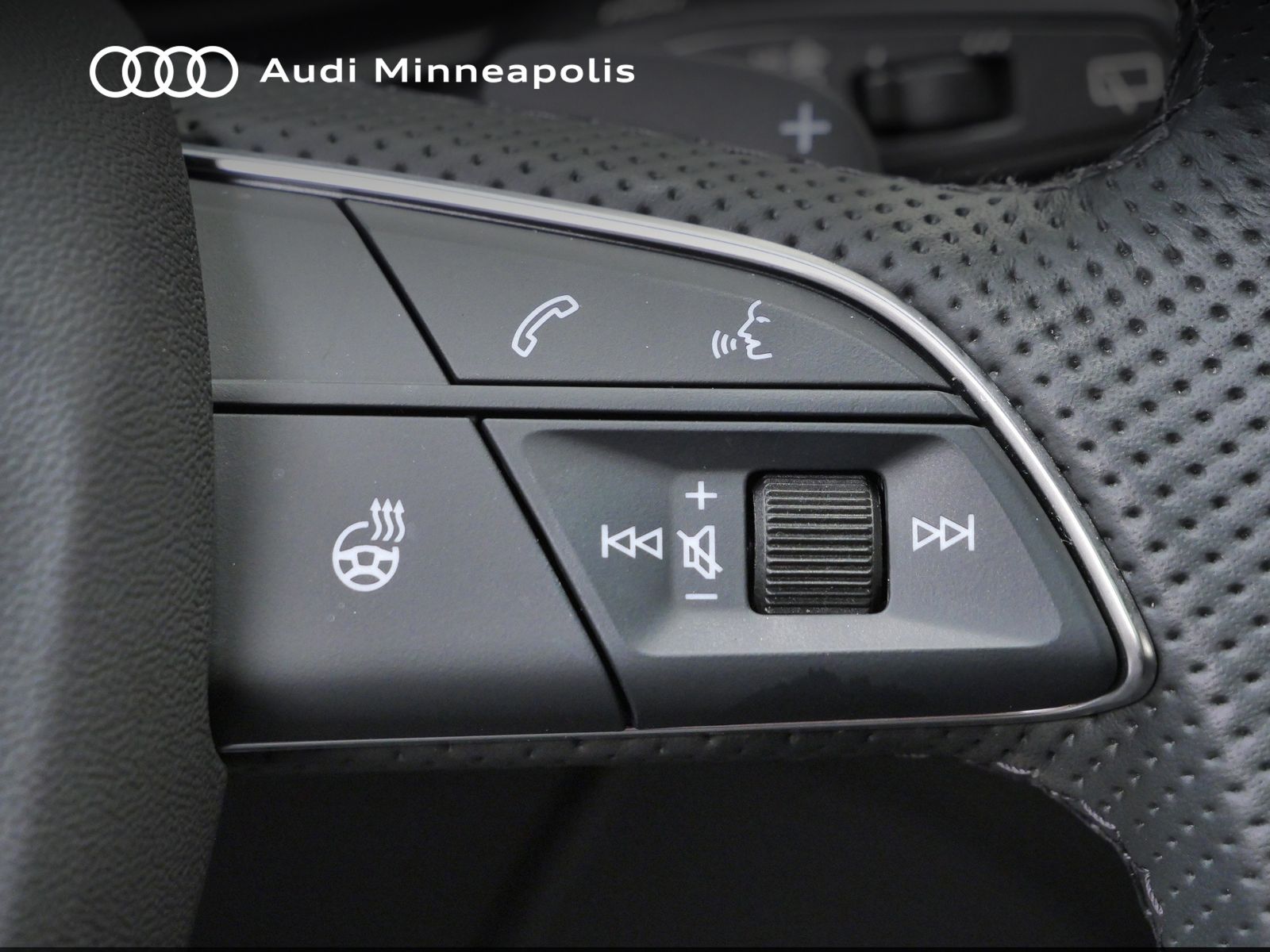 Thumbnail: 2025 Audi Q5 - 23