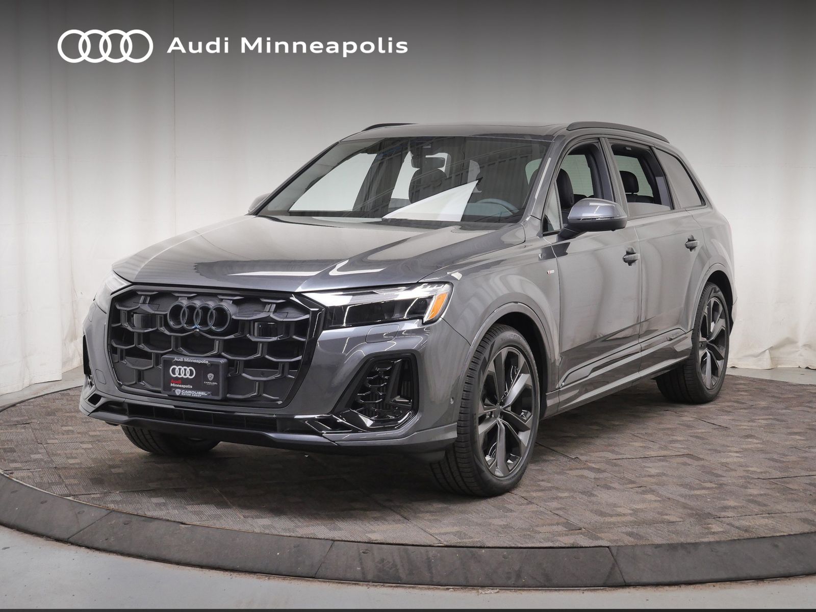Thumbnail: 2026 Audi Q7 - 1