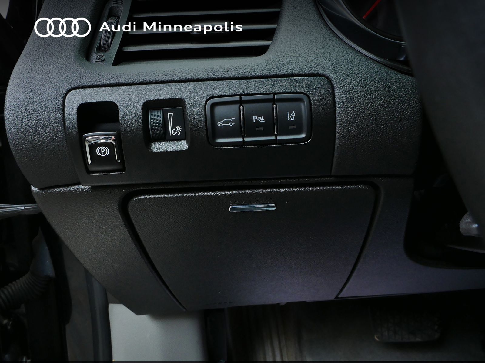 Thumbnail: 2015 Chevrolet Impala - 16