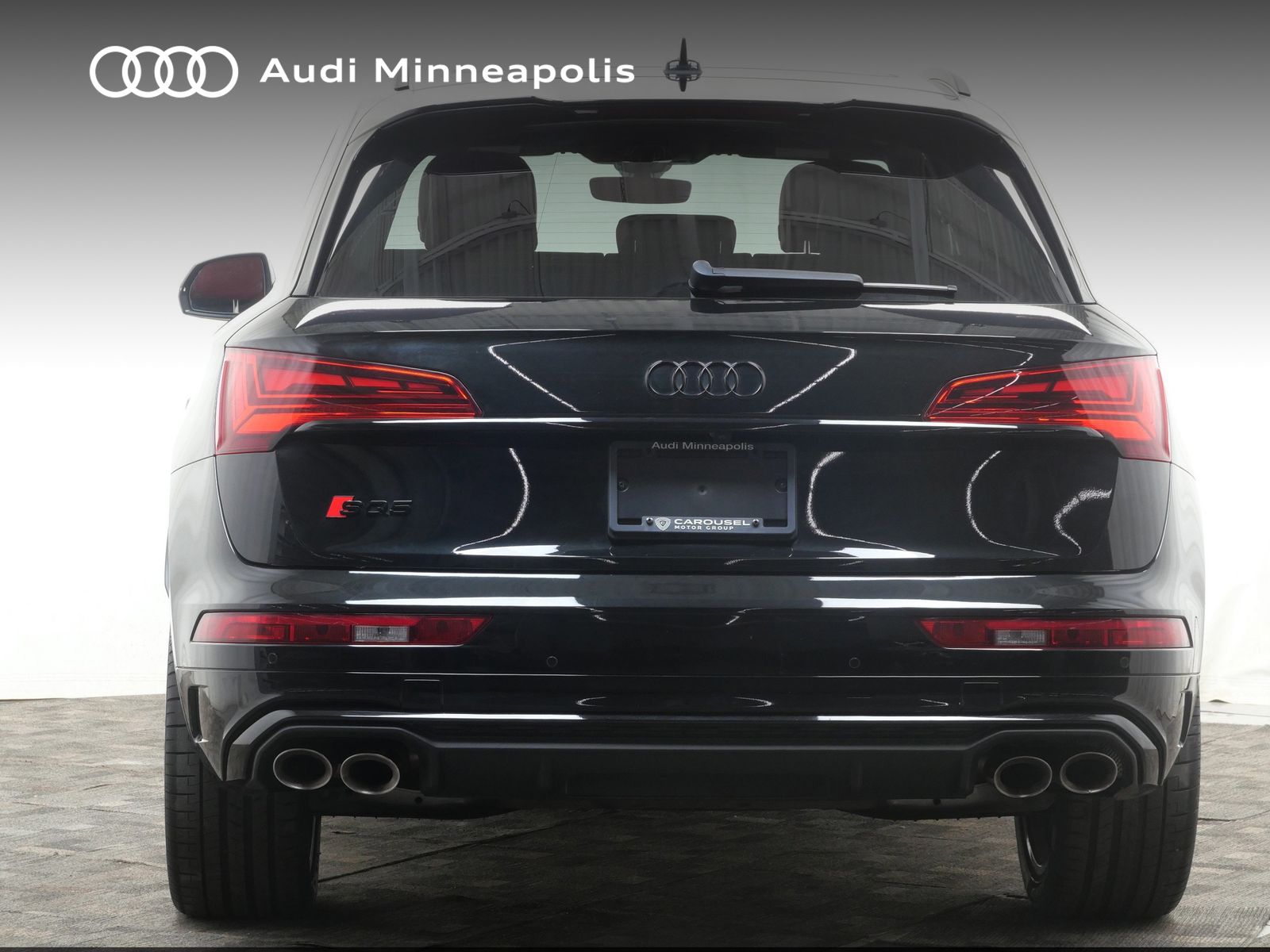 Thumbnail: 2023 Audi SQ5 - 7