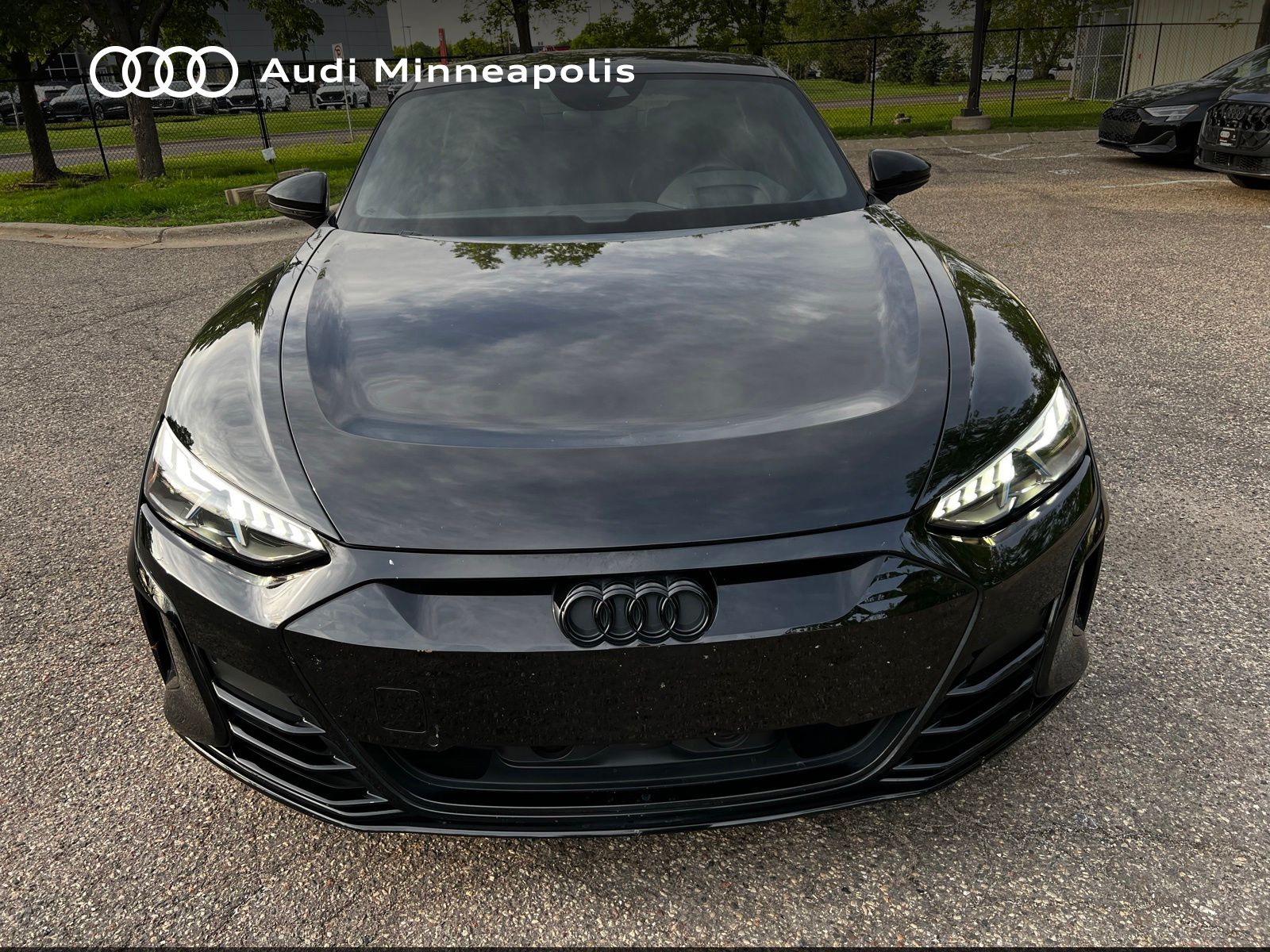 Thumbnail: 2023 Audi RS e-tron GT - 2