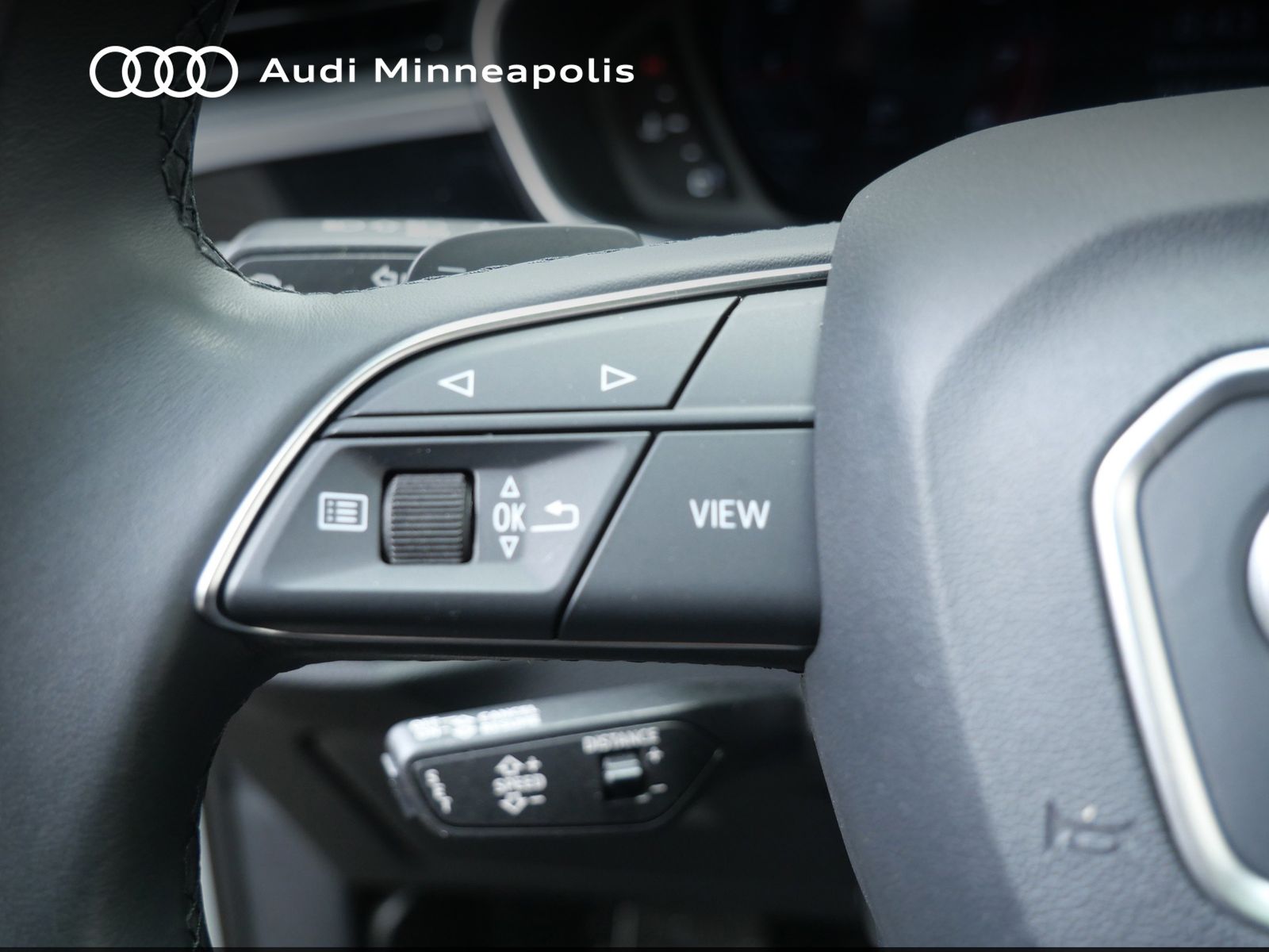 Thumbnail: 2023 Audi Q3 - 27