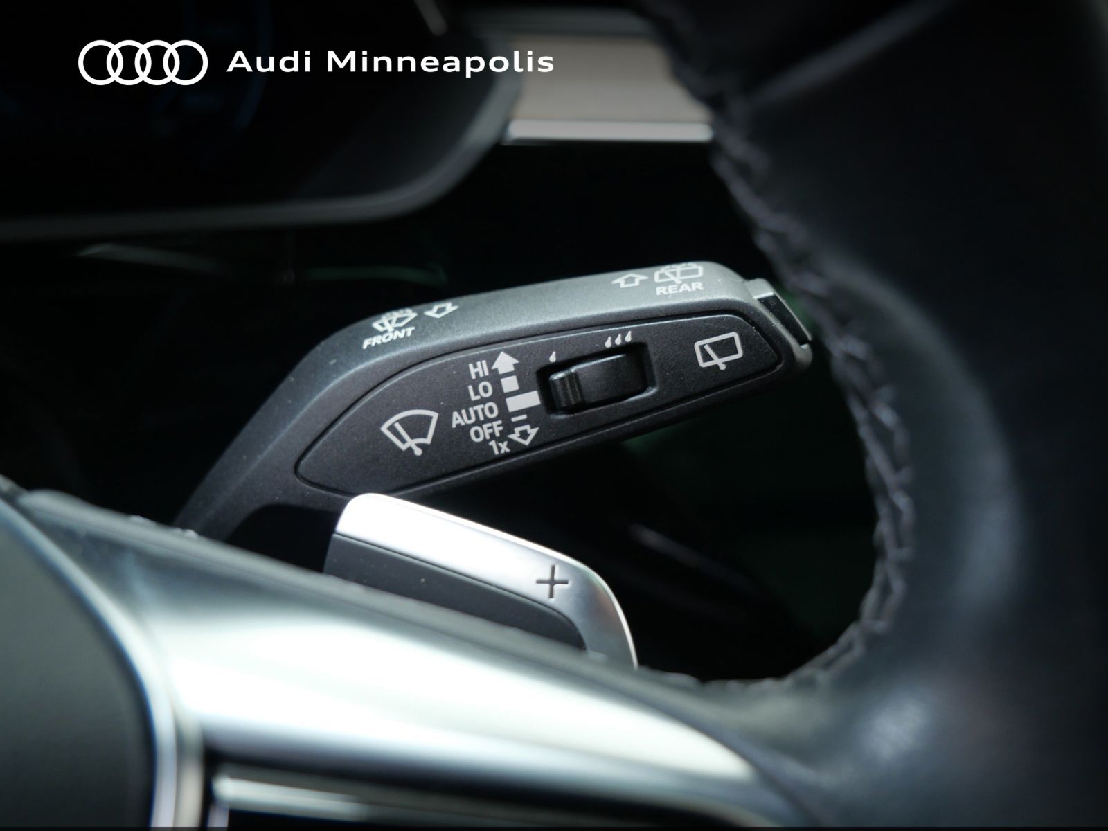 Thumbnail: 2024 Audi Q8 e-tron - 25