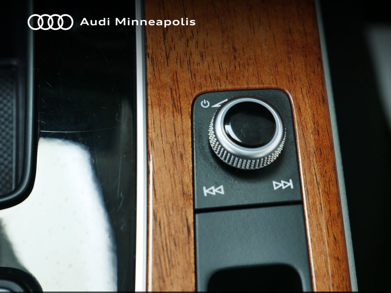 Thumbnail: 2022 Audi Q5 - 33