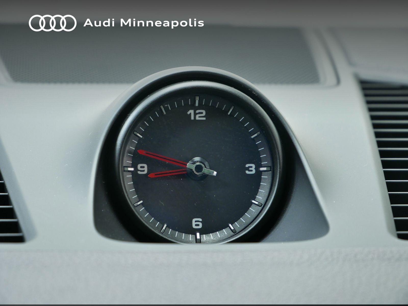 Thumbnail: 2022 Porsche Cayenne - 26