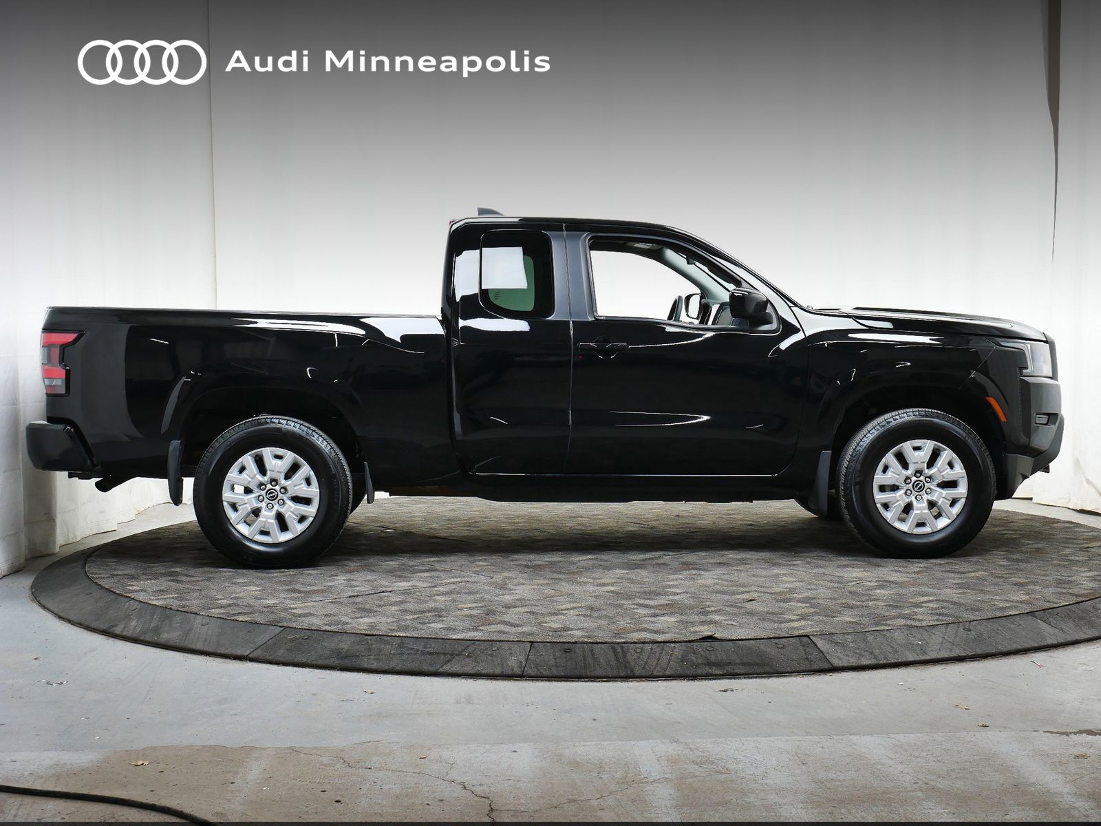 Thumbnail: 2022 Nissan Frontier - 9