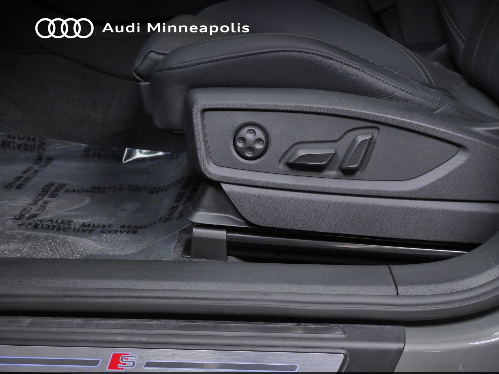 Thumbnail: 2023 Audi Q5 - 14