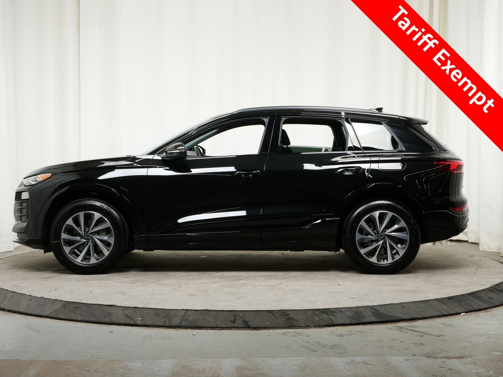 2025 Audi Q6 E-tron Premium photo 3