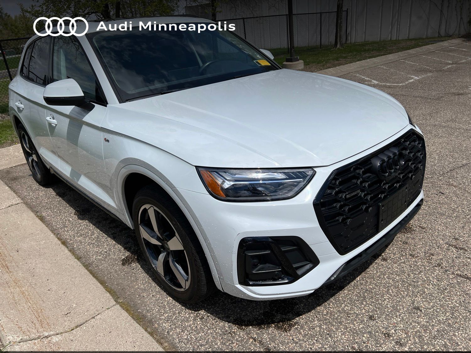 Thumbnail: 2023 Audi Q5 - 3