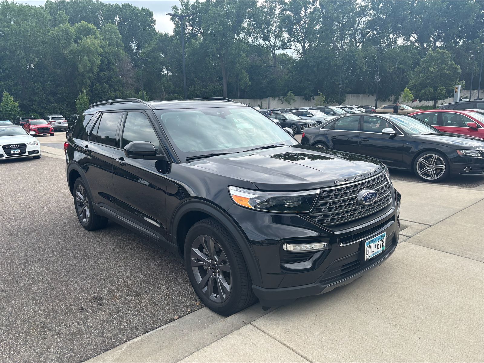 Thumbnail: 2022 Ford Explorer - 3