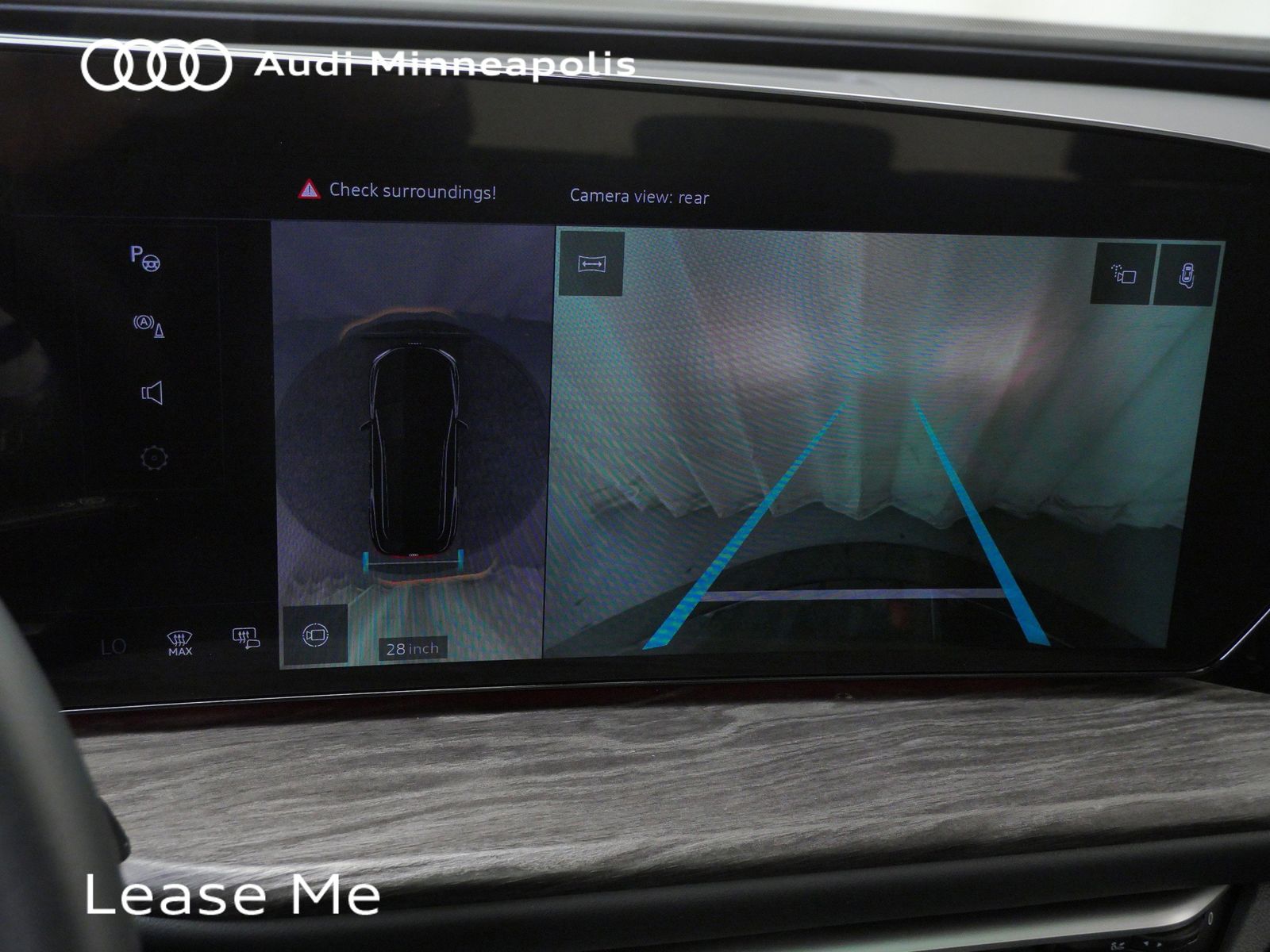 Thumbnail: 2025 Audi Q5 - 32