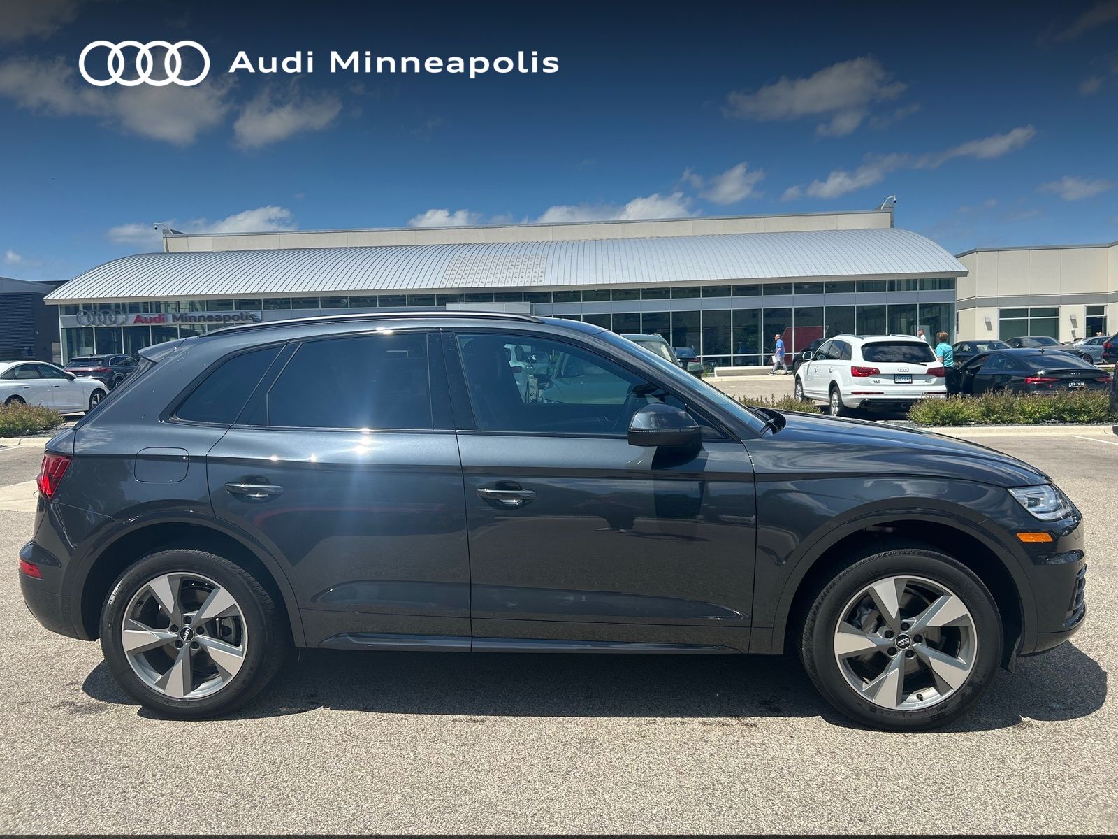 Thumbnail: 2020 Audi Q5 - 5
