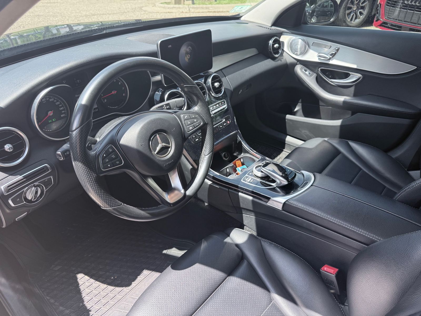 Thumbnail: 2015 Mercedes-Benz C-Class - 2