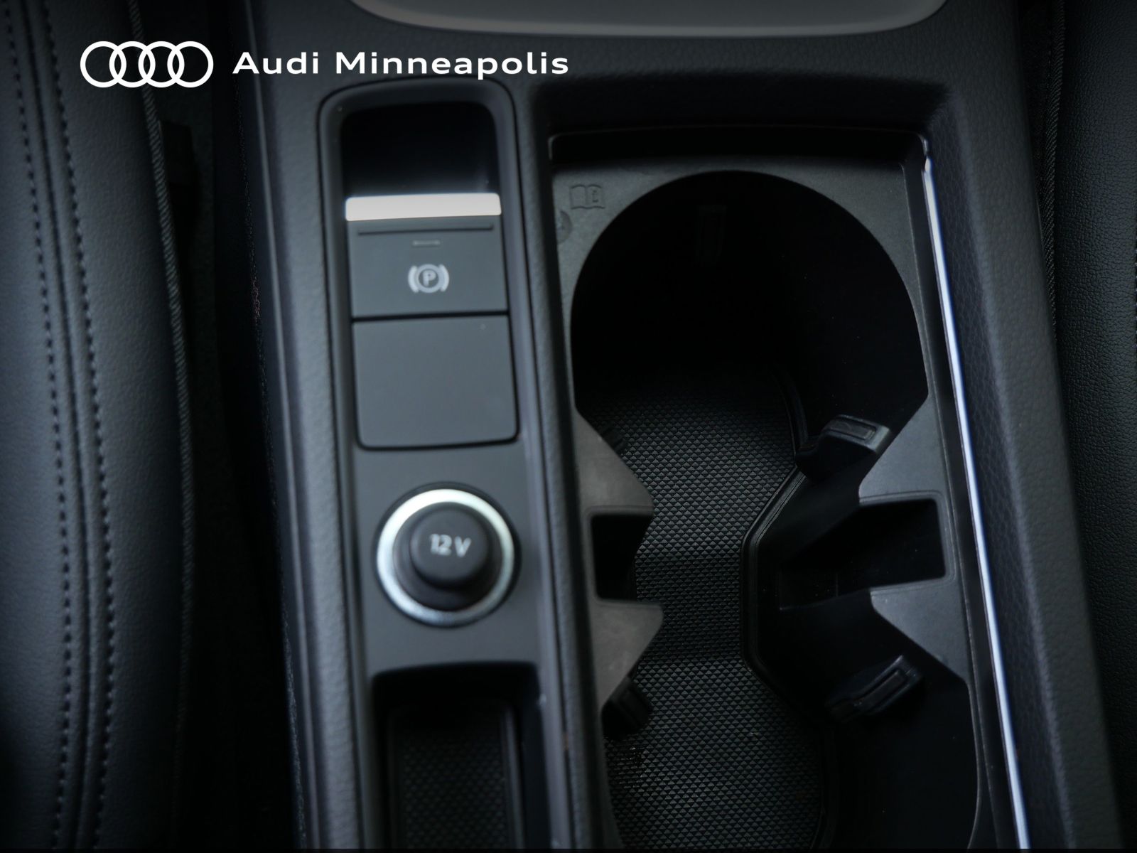 Thumbnail: 2025 Audi Q3 - 28