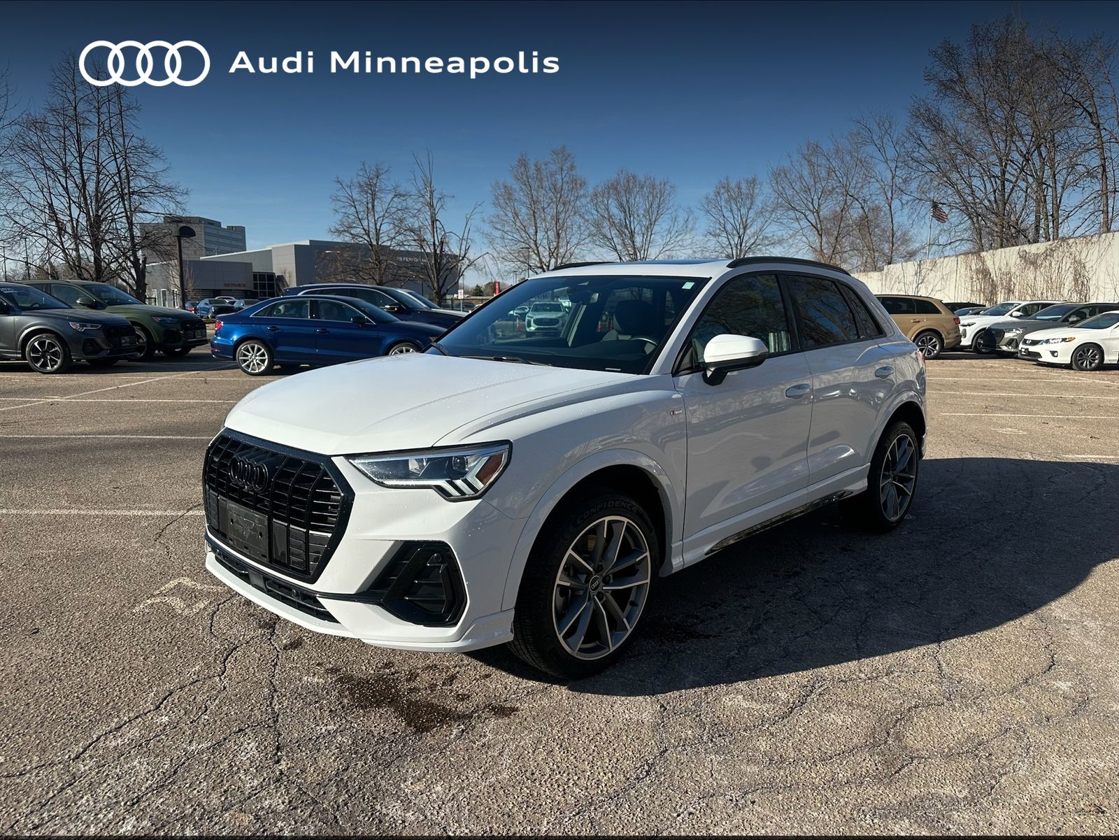 Thumbnail: 2022 Audi Q3 - 1