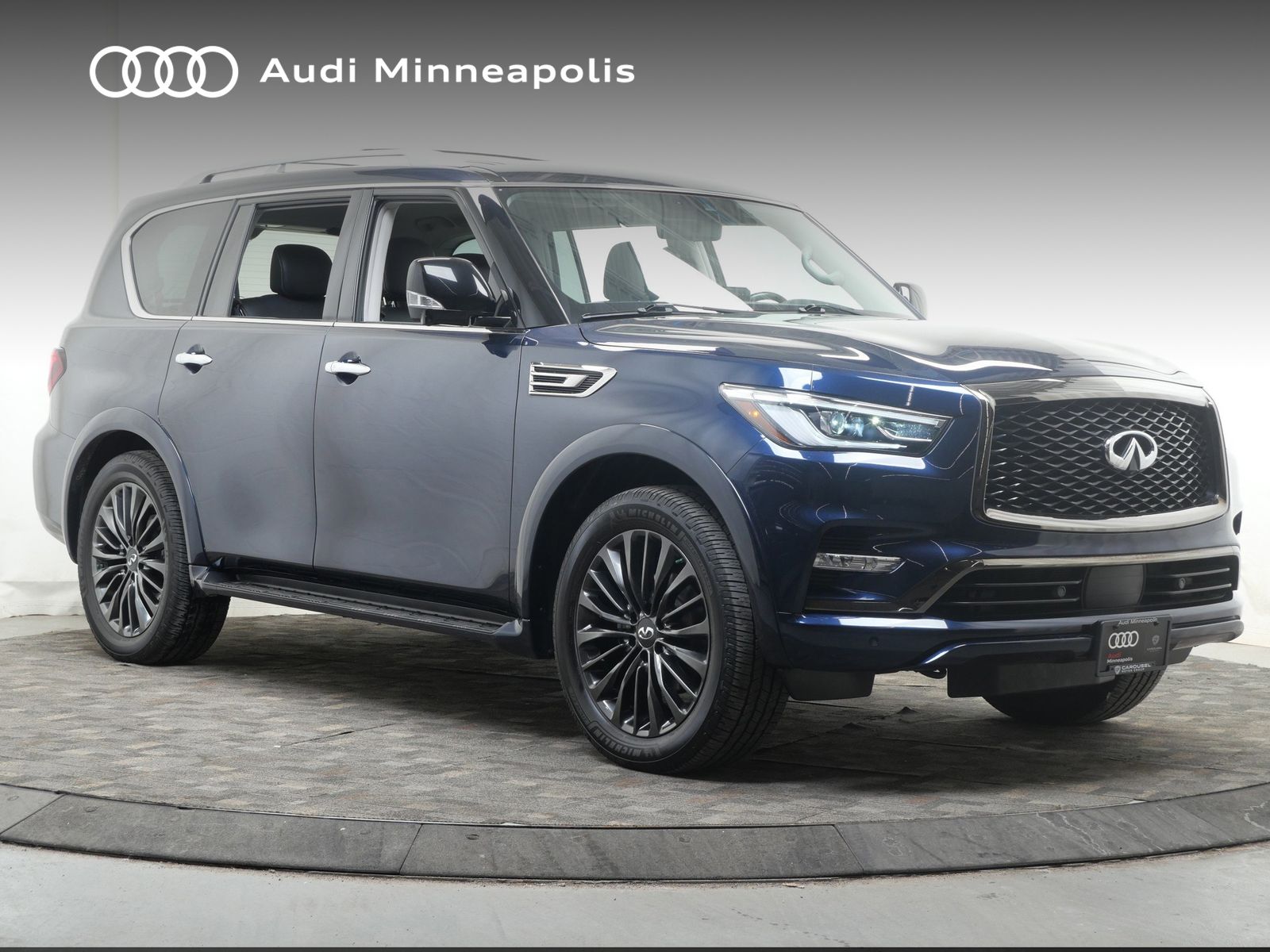 Thumbnail: 2022 INFINITI QX80 - 9