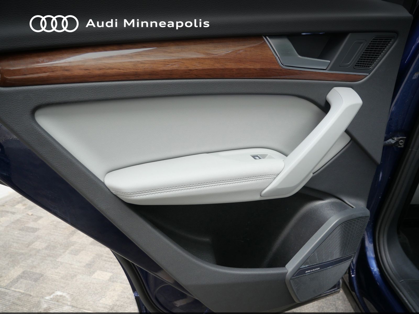 Thumbnail: 2022 Audi Q5 - 14