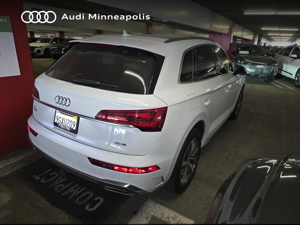 Thumbnail: 2023 Audi Q5 - 3