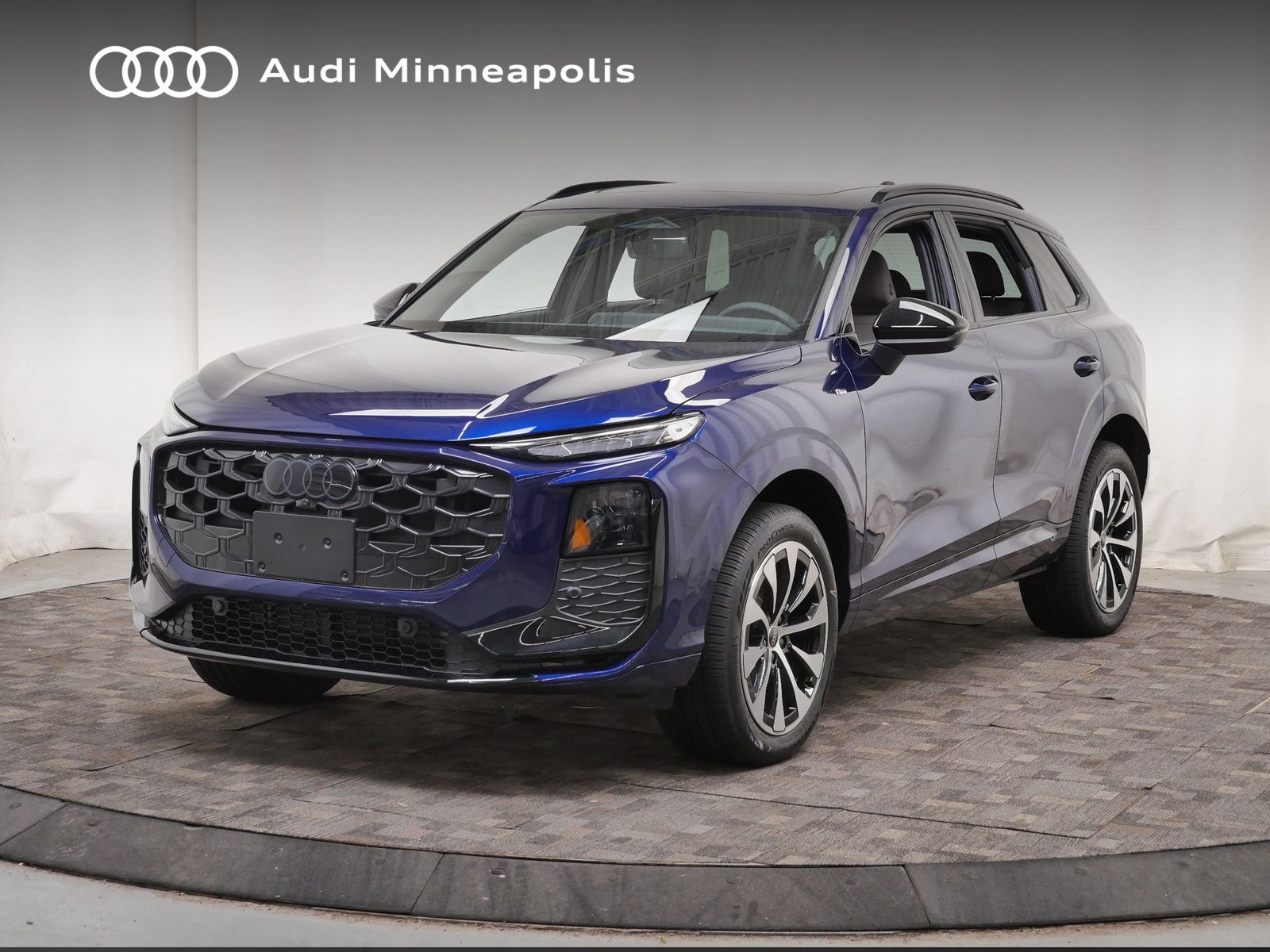 Thumbnail: 2026 Audi Q3 - 1