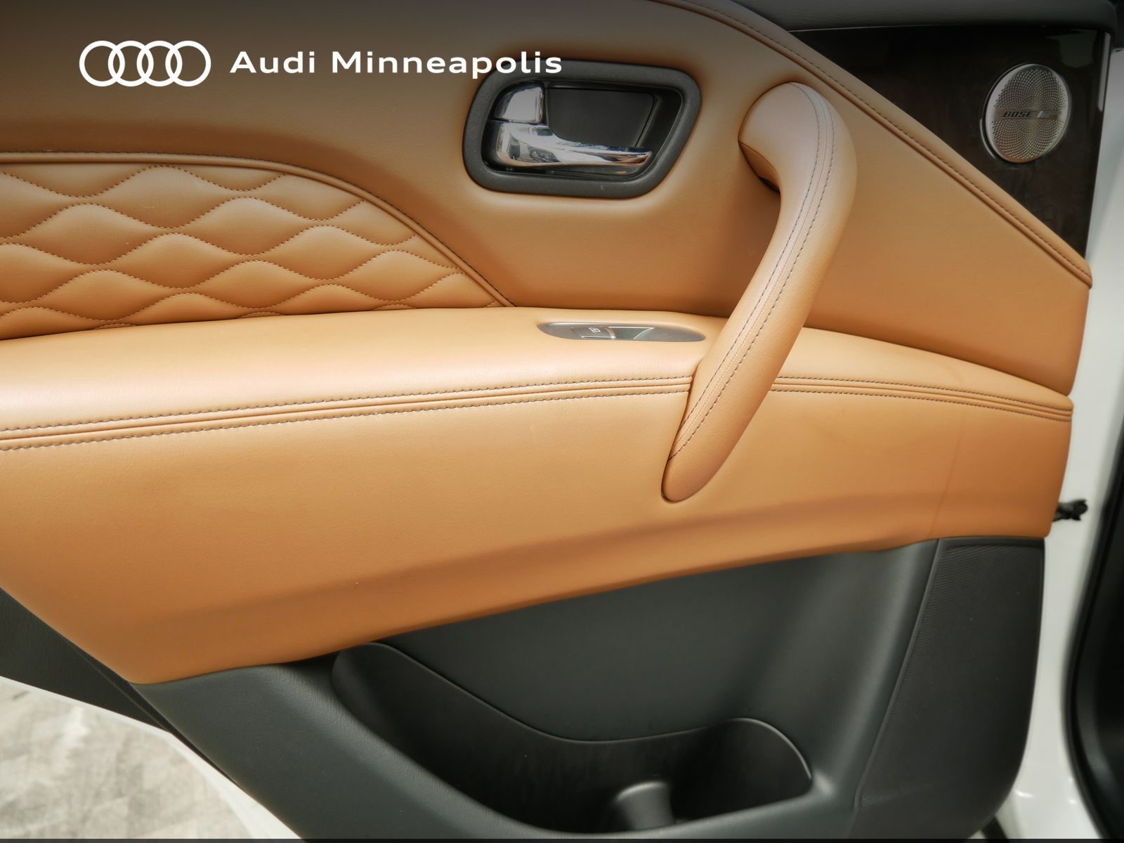 Thumbnail: 2024 INFINITI QX80 - 16