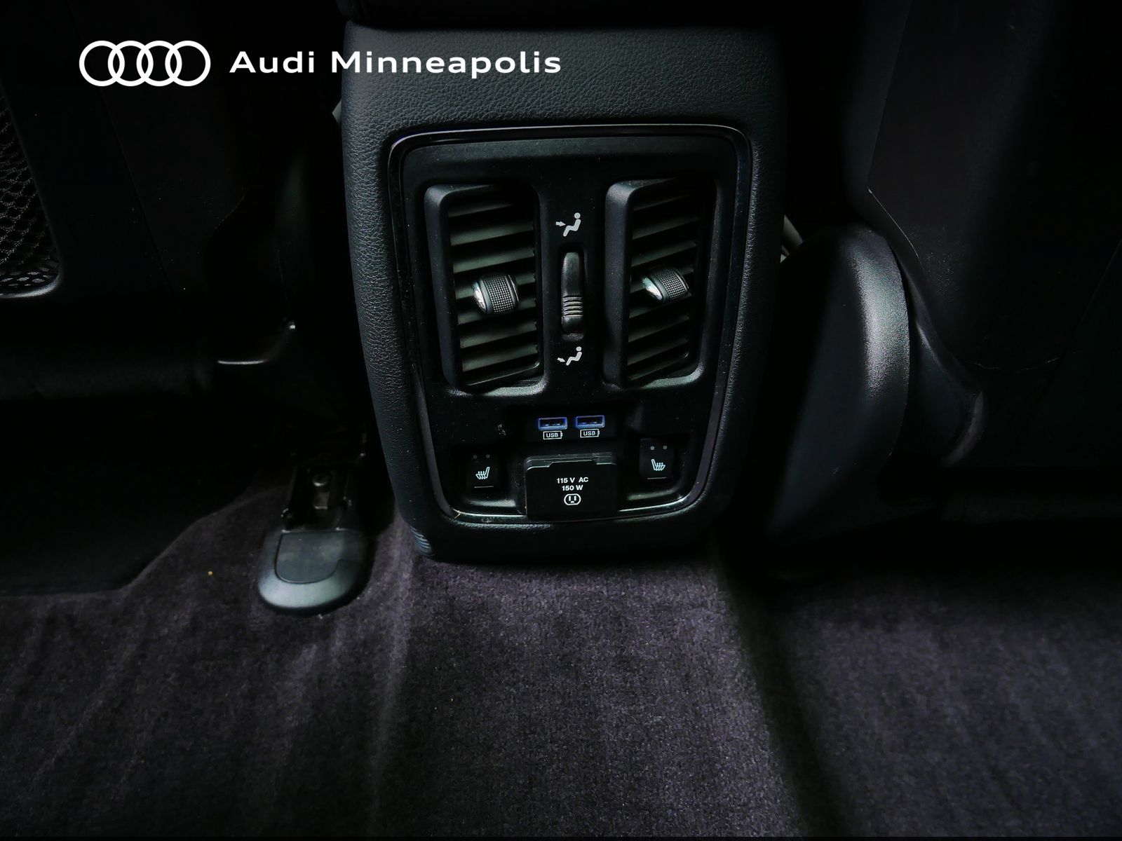 Thumbnail: 2016 Jeep Grand Cherokee - 15