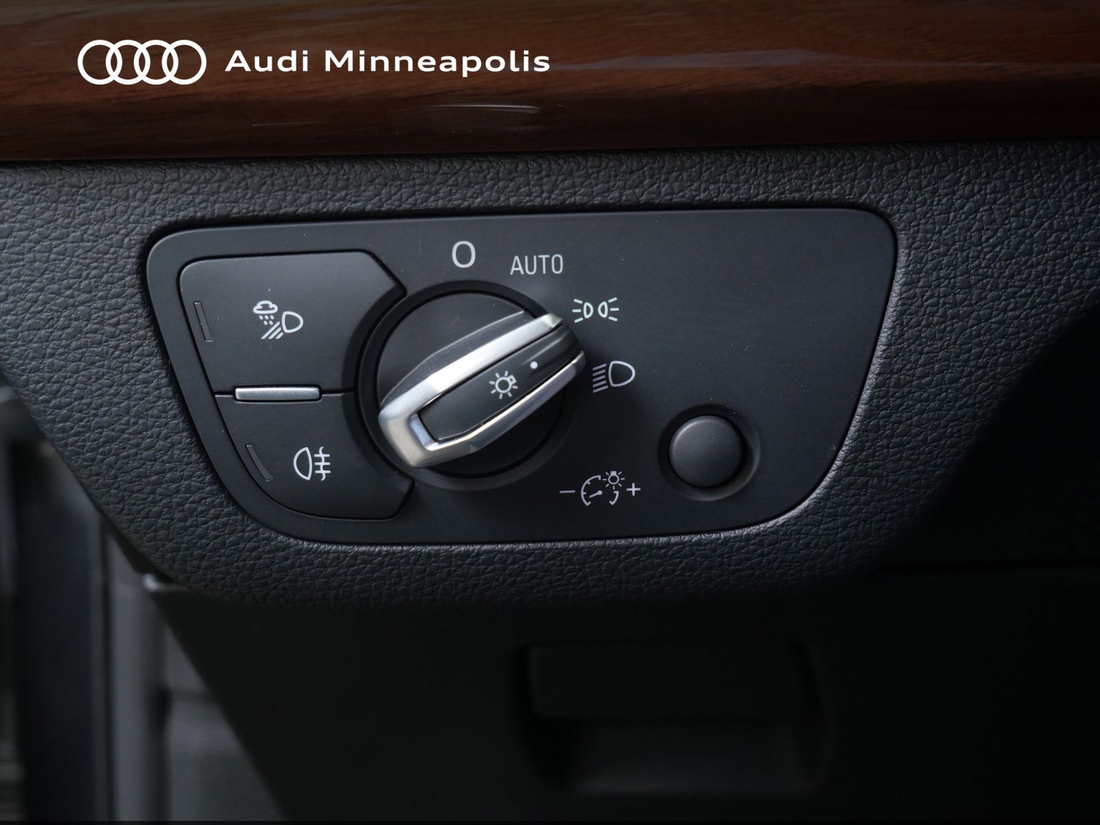Thumbnail: 2023 Audi Q5 - 20