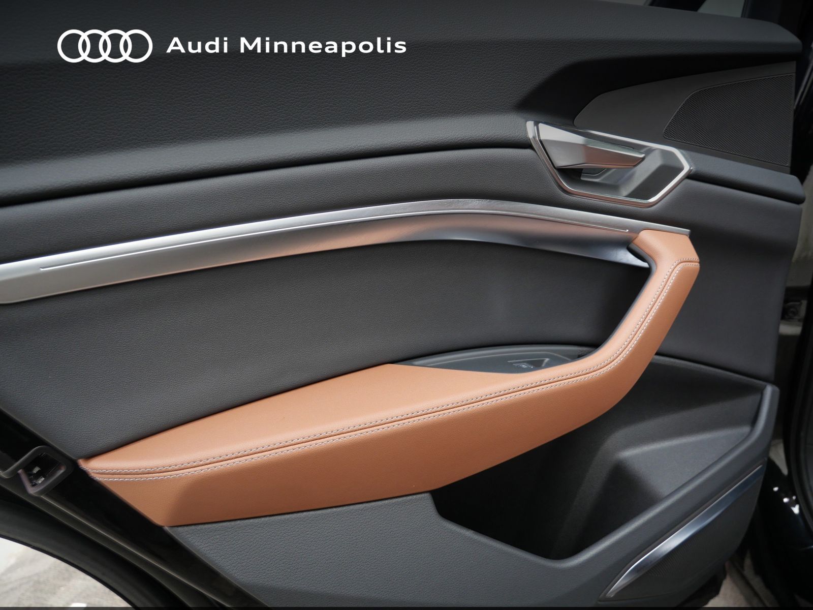 Thumbnail: 2024 Audi Q8 e-tron - 16